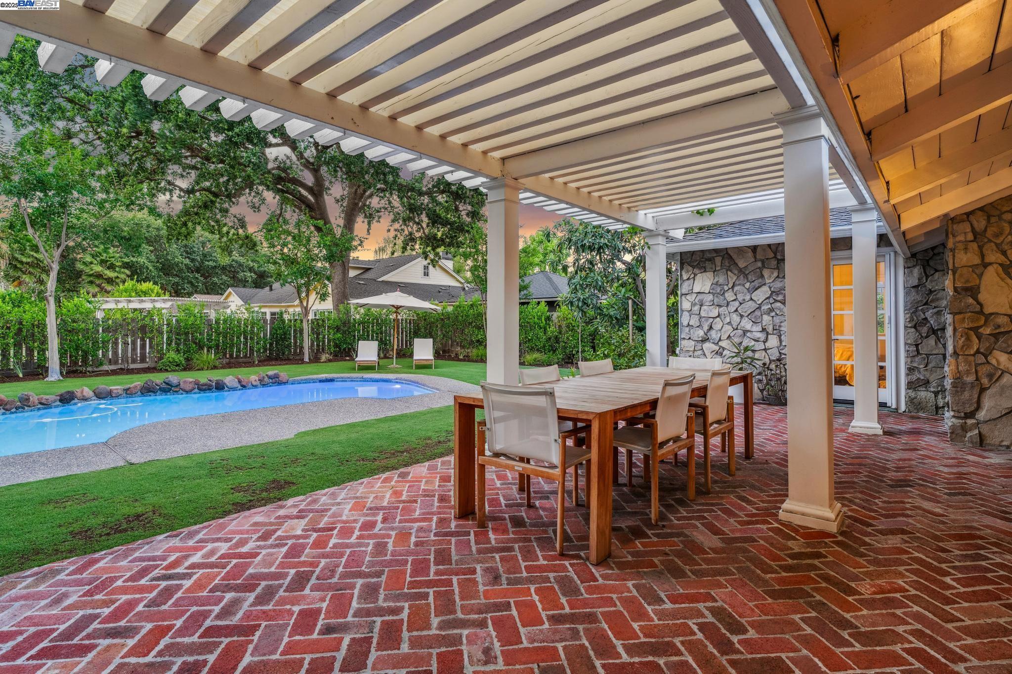 Detail Gallery Image 56 of 60 For 55 Cora Ct, Walnut Creek,  CA 94597 - 4 Beds | 2 Baths