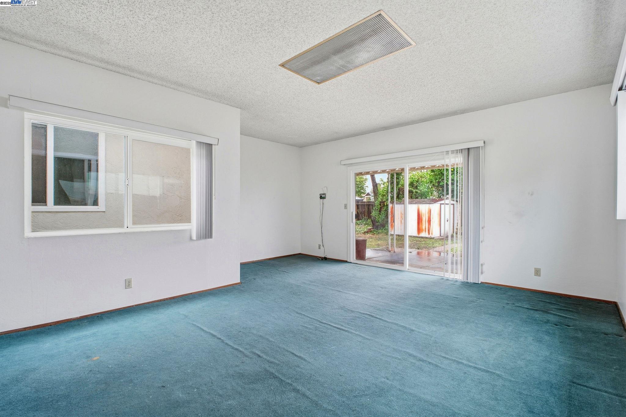 Detail Gallery Image 11 of 18 For 4511 Sandra Ct, Union City,  CA 94587 - 4 Beds | 2 Baths