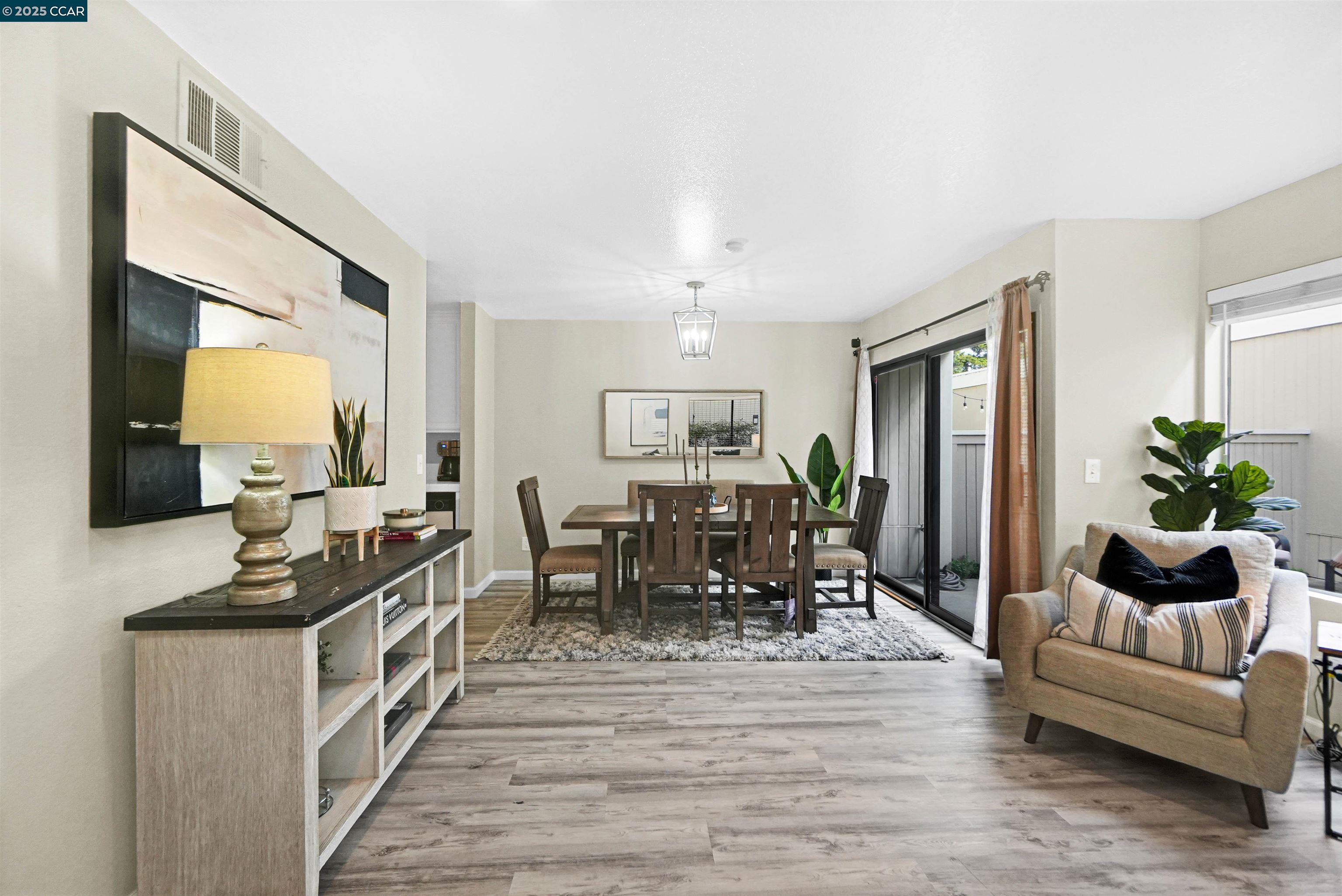 Detail Gallery Image 13 of 52 For 303 Atlas Dr #7,  Hercules,  CA 94547 - 2 Beds | 1/1 Baths