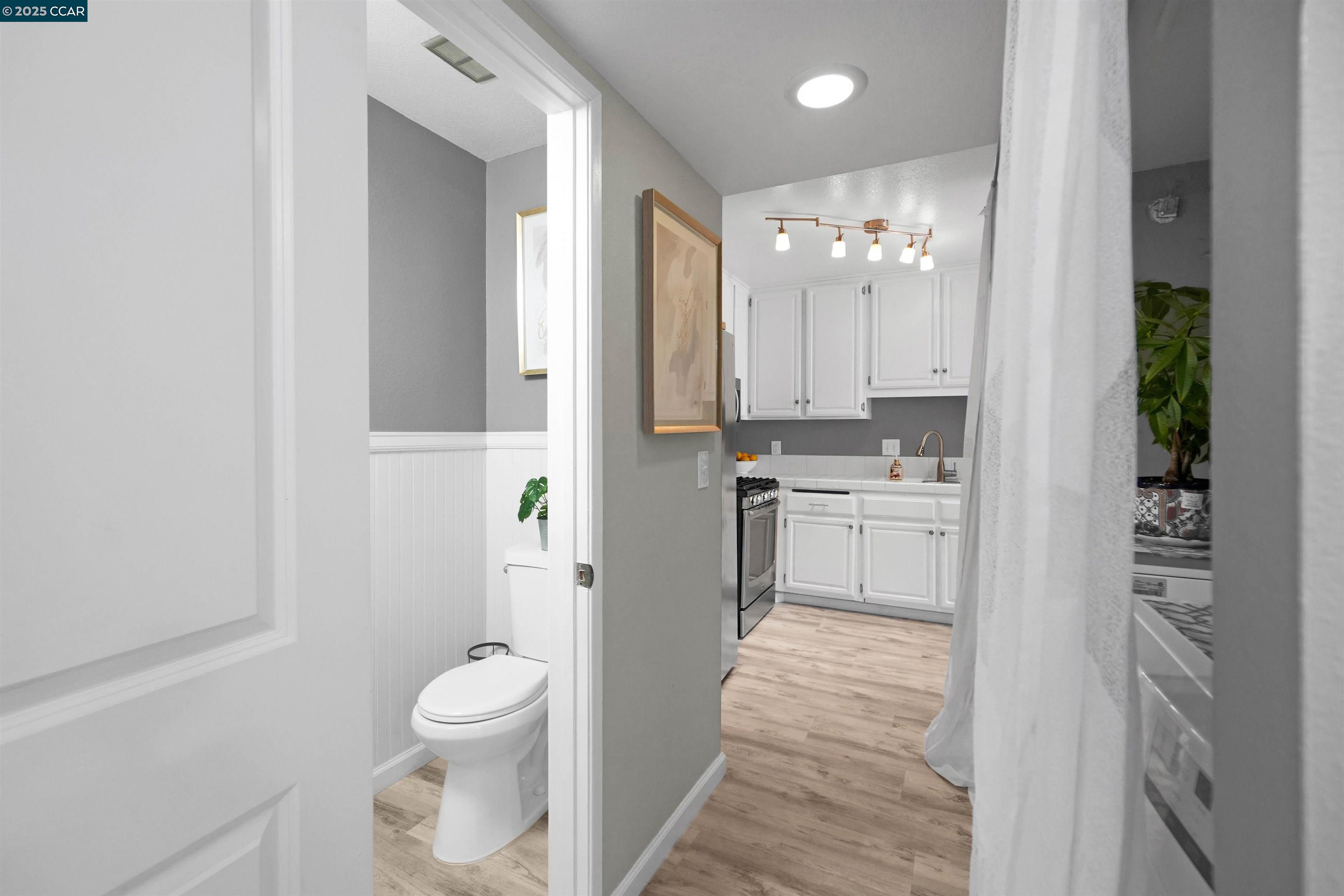 Detail Gallery Image 22 of 52 For 303 Atlas Dr #7,  Hercules,  CA 94547 - 2 Beds | 1/1 Baths