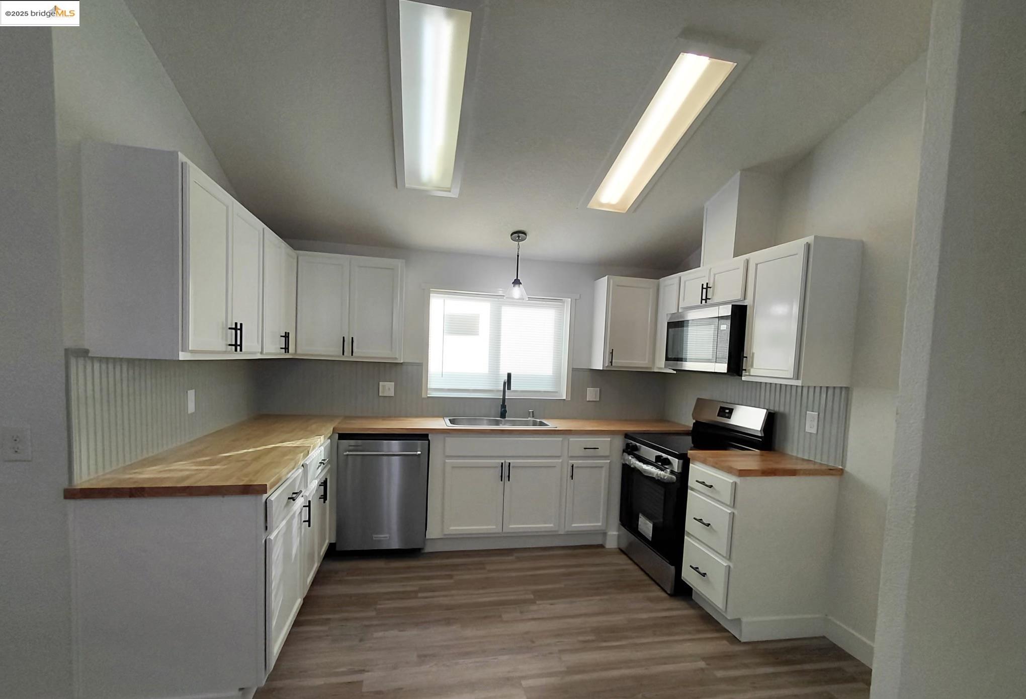 Detail Gallery Image 11 of 51 For 343 Alcott Ct, Bethel Island,  CA 94511 - 2 Beds | 2 Baths