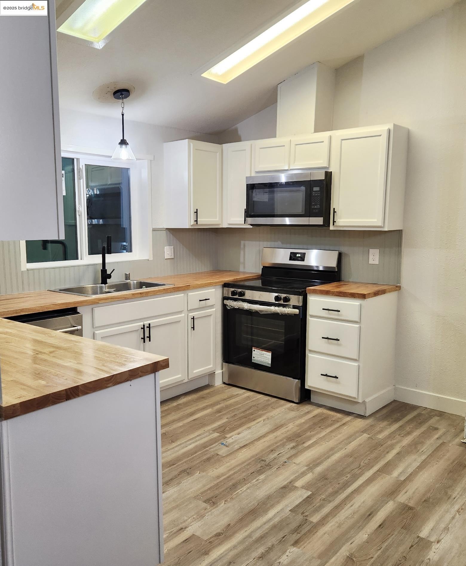 Detail Gallery Image 16 of 51 For 343 Alcott Ct, Bethel Island,  CA 94511 - 2 Beds | 2 Baths