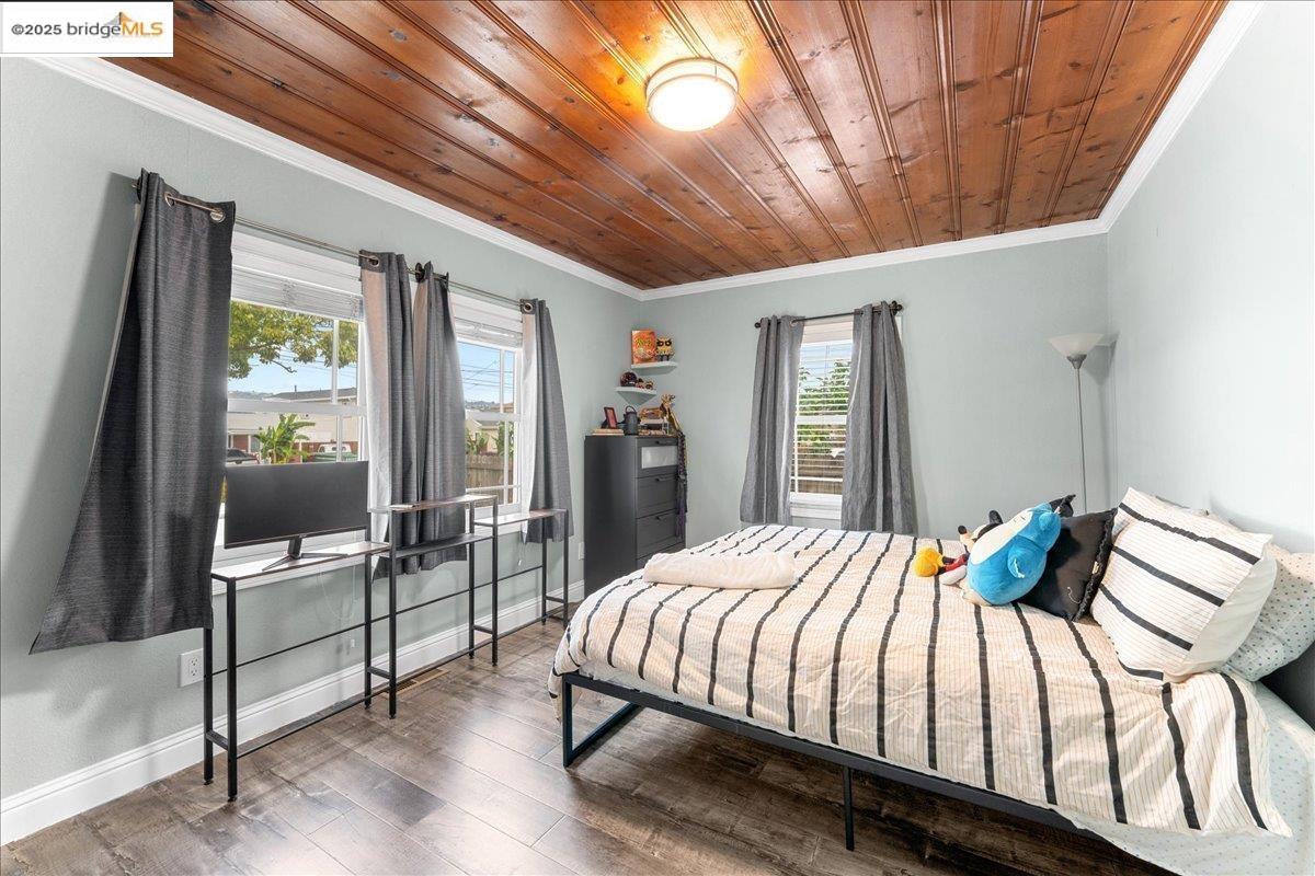 Detail Gallery Image 20 of 28 For 2016 104th Ave, Oakland,  CA 94603 - 2 Beds | 2 Baths