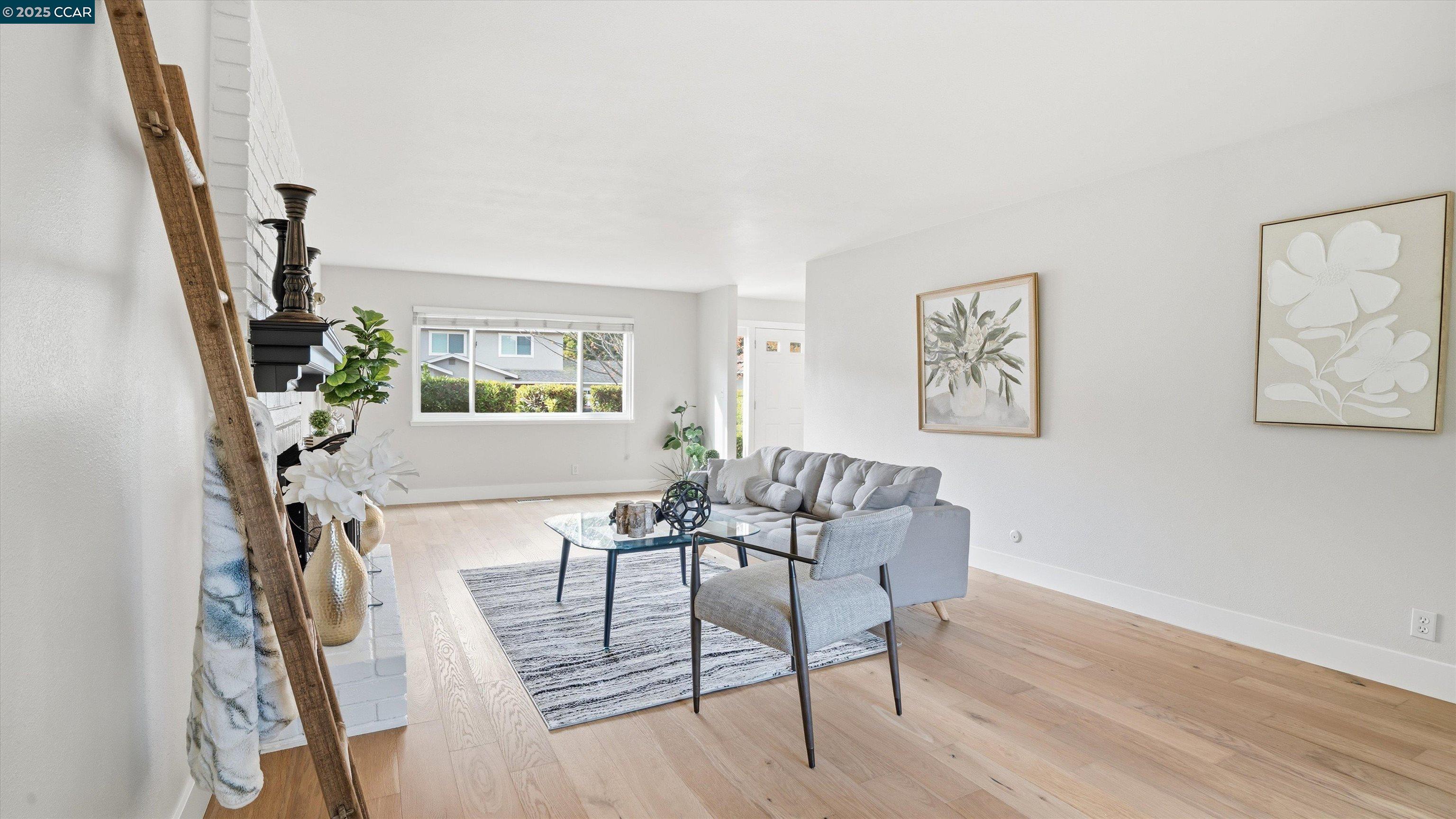 Detail Gallery Image 7 of 40 For 235 Appalachian Dr, Martinez,  CA 94553 - 5 Beds | 2/1 Baths