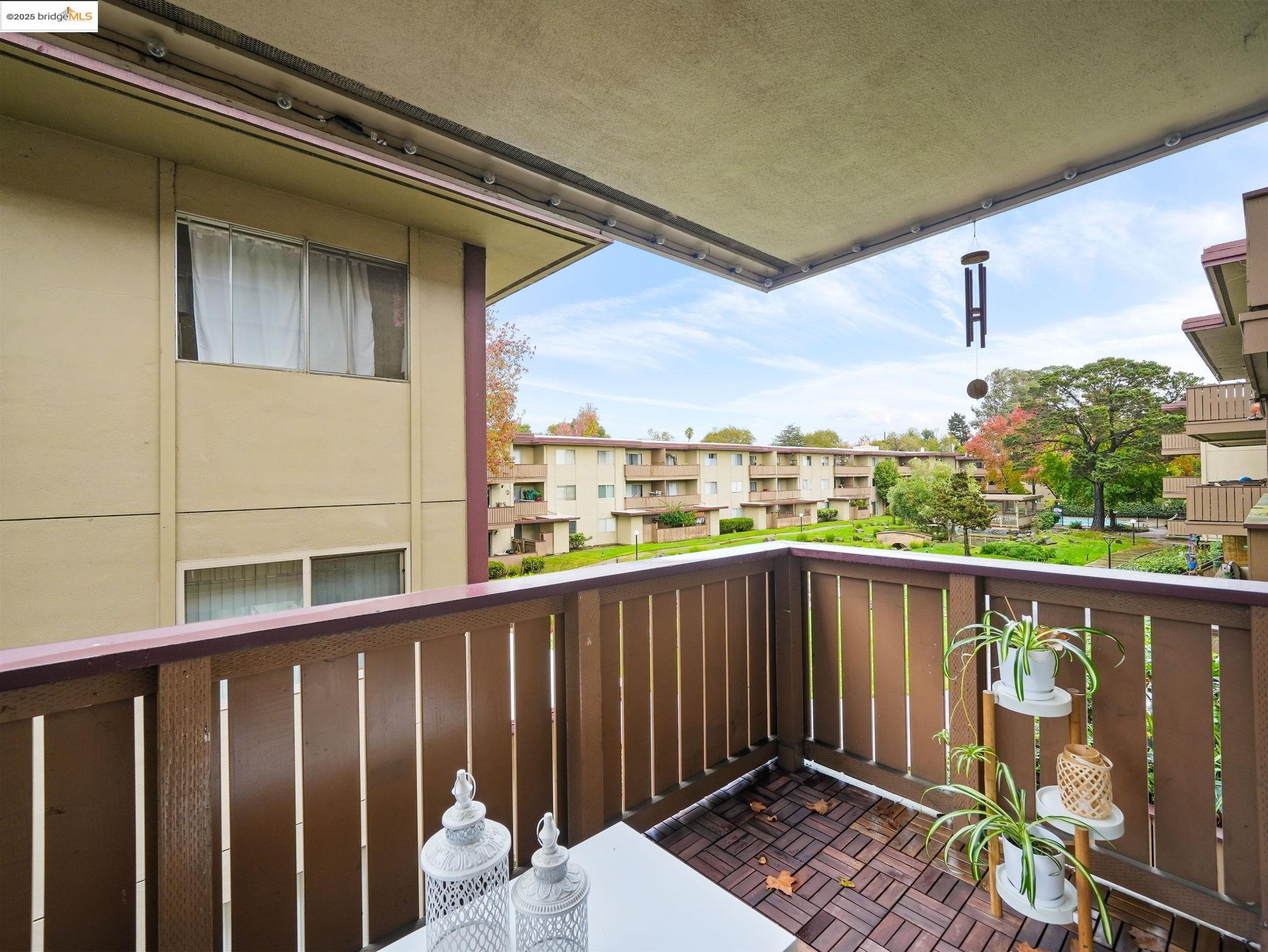 Detail Gallery Image 15 of 47 For 1321 Webster St #D212,  Alameda,  CA 94501 - 1 Beds | 1 Baths