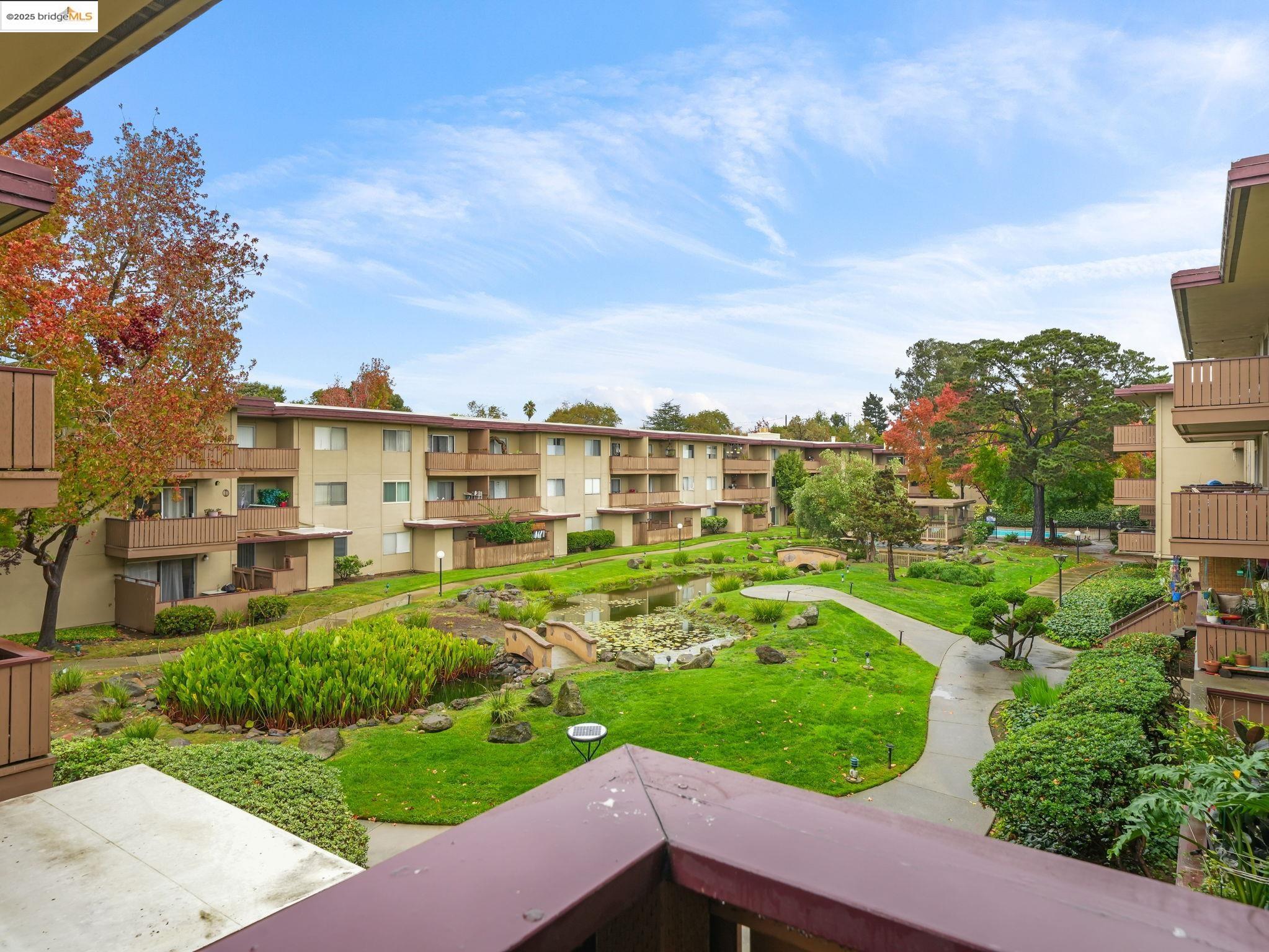 Detail Gallery Image 18 of 47 For 1321 Webster St #D212,  Alameda,  CA 94501 - 1 Beds | 1 Baths