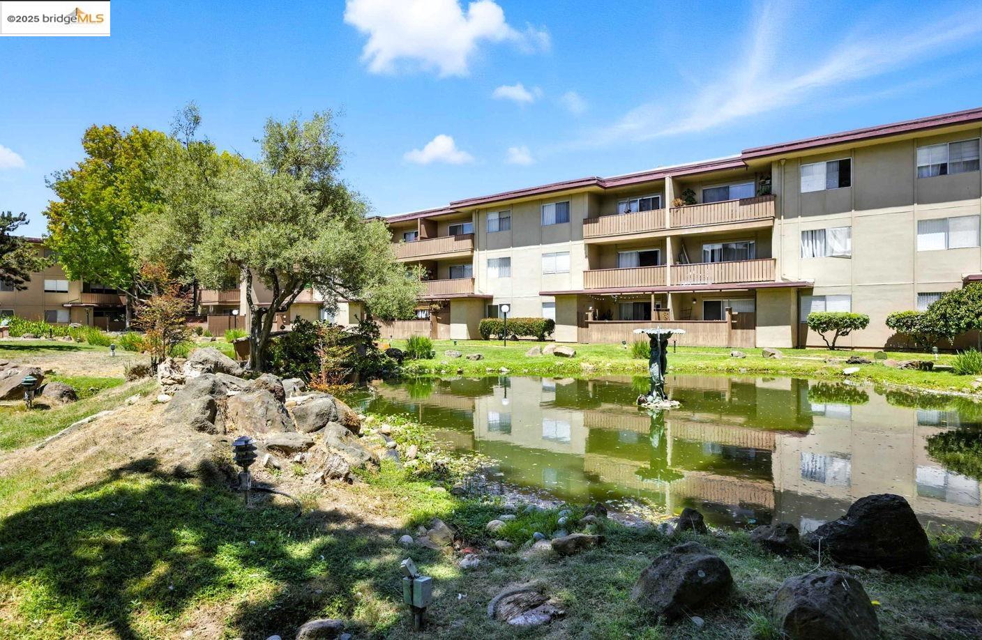 Detail Gallery Image 28 of 47 For 1321 Webster St #D212,  Alameda,  CA 94501 - 1 Beds | 1 Baths