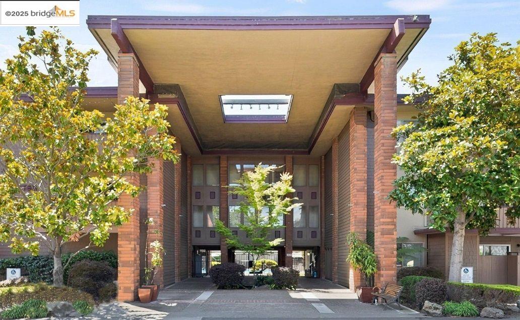 Detail Gallery Image 31 of 47 For 1321 Webster St #D212,  Alameda,  CA 94501 - 1 Beds | 1 Baths