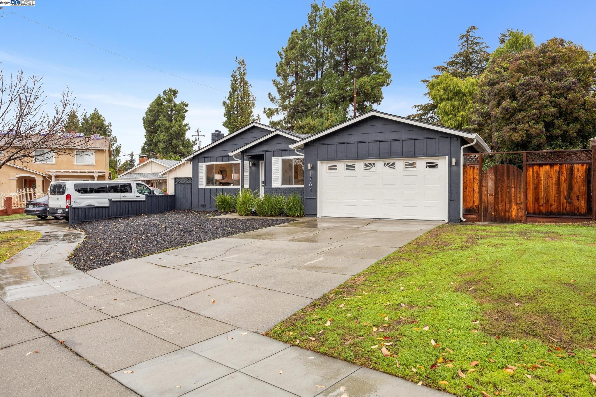 Detail Gallery Image 2 of 47 For 1764 via Flores, San Jose,  CA 95132 - 3 Beds | 2 Baths