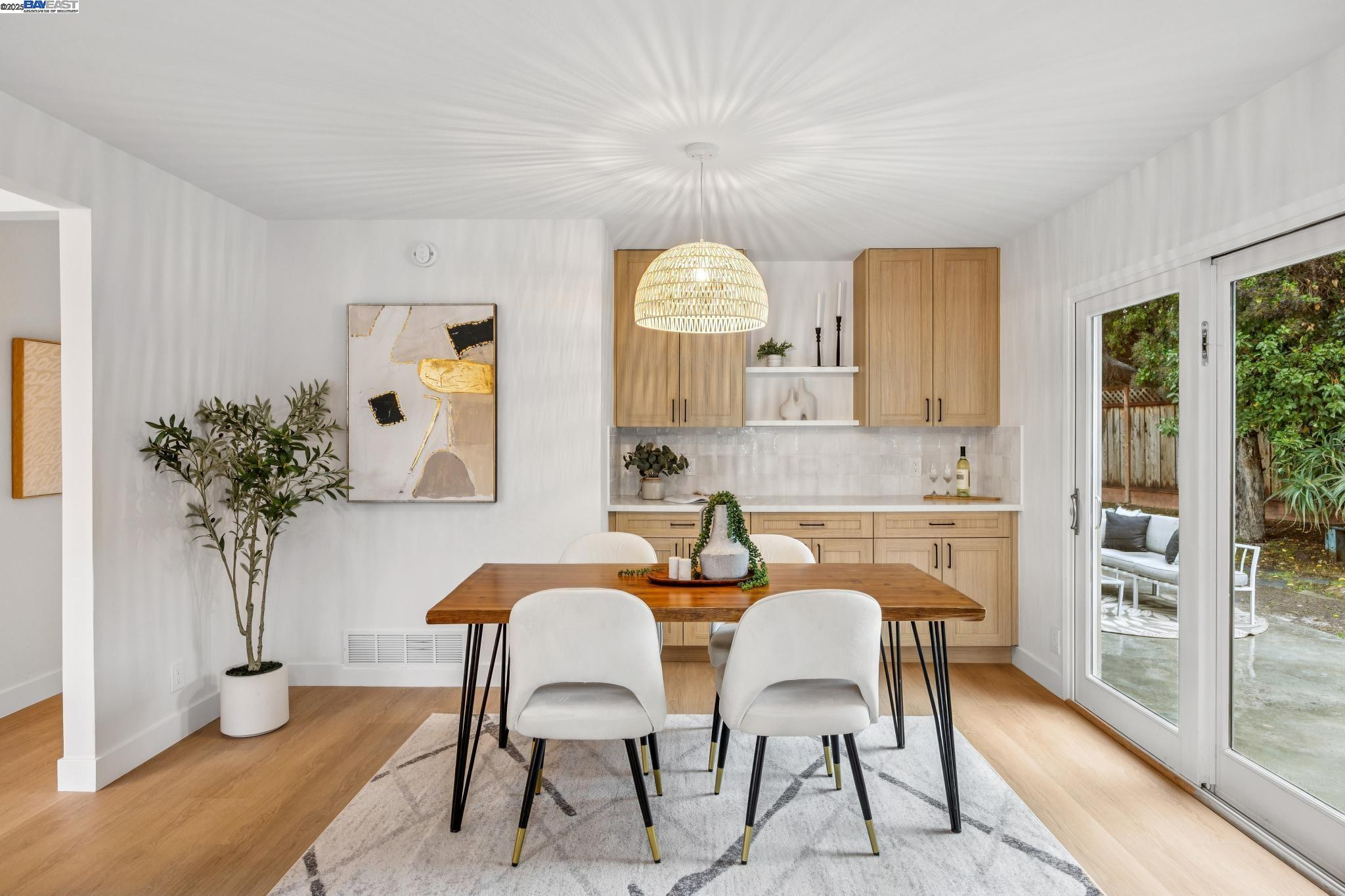 Detail Gallery Image 13 of 47 For 1764 via Flores, San Jose,  CA 95132 - 3 Beds | 2 Baths