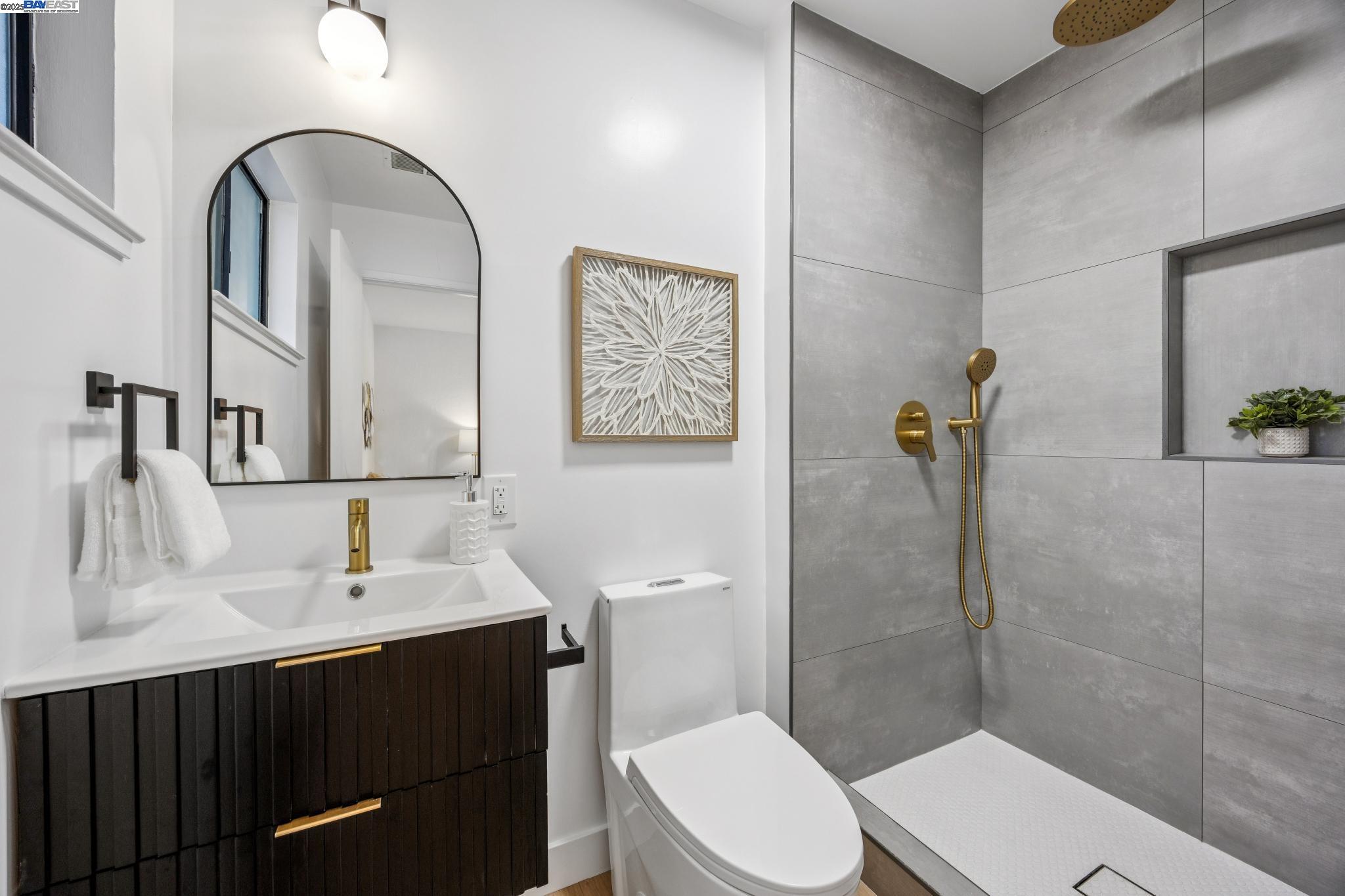 Detail Gallery Image 26 of 47 For 1764 via Flores, San Jose,  CA 95132 - 3 Beds | 2 Baths