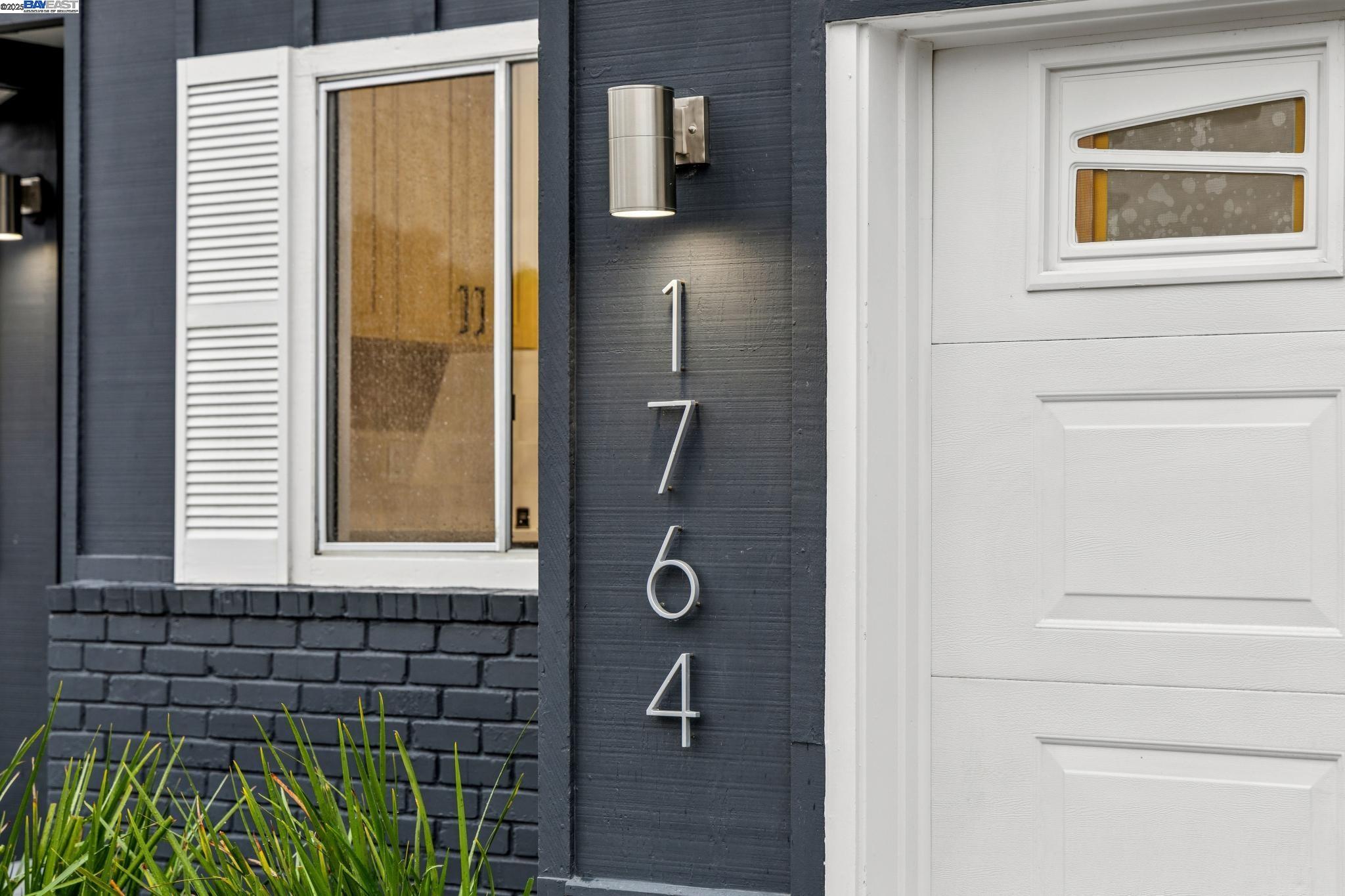 Detail Gallery Image 5 of 47 For 1764 via Flores, San Jose,  CA 95132 - 3 Beds | 2 Baths