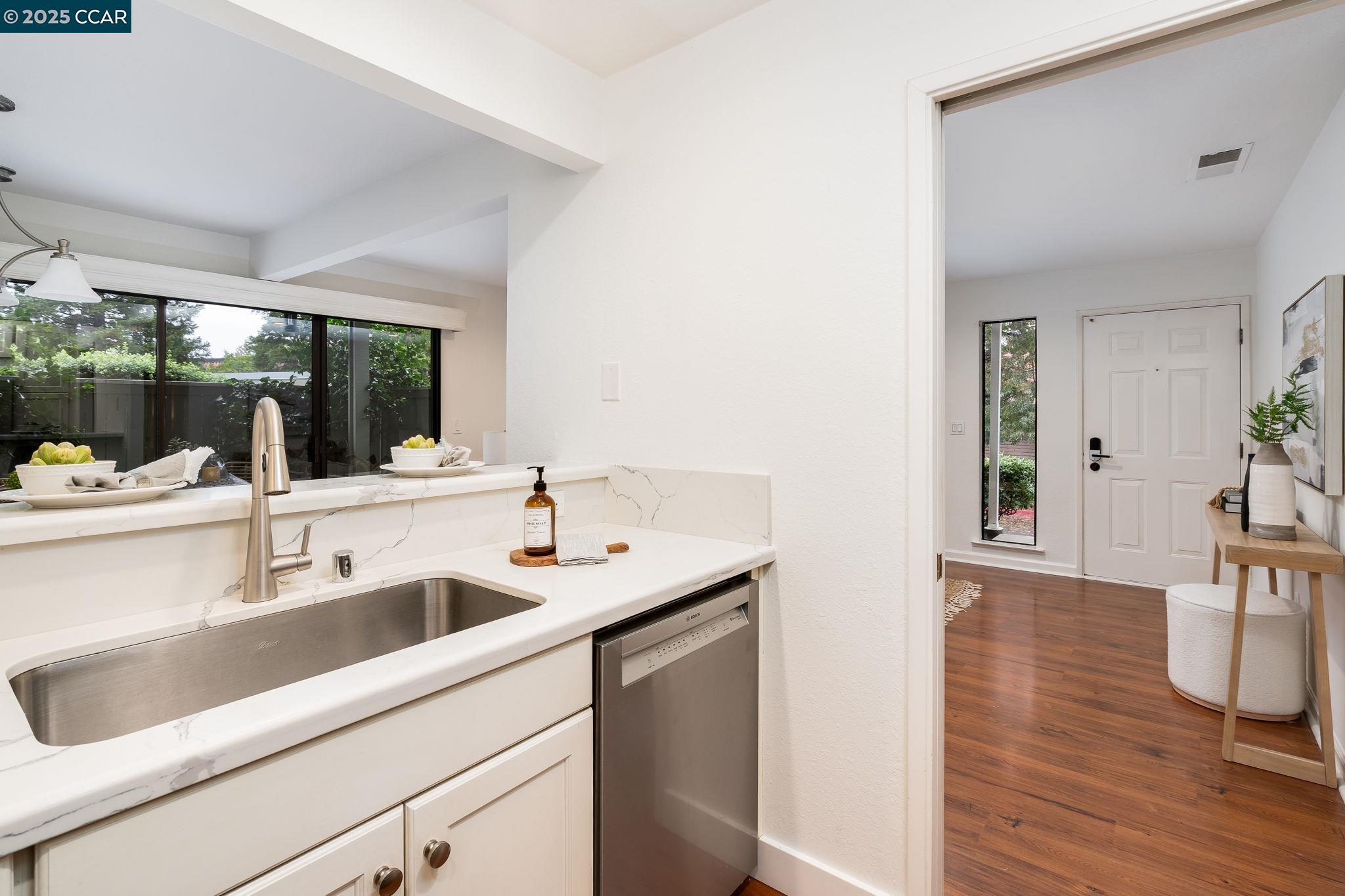 Detail Gallery Image 19 of 29 For 107 Compton Circle a,  San Ramon,  CA 94583 - 2 Beds | 2 Baths