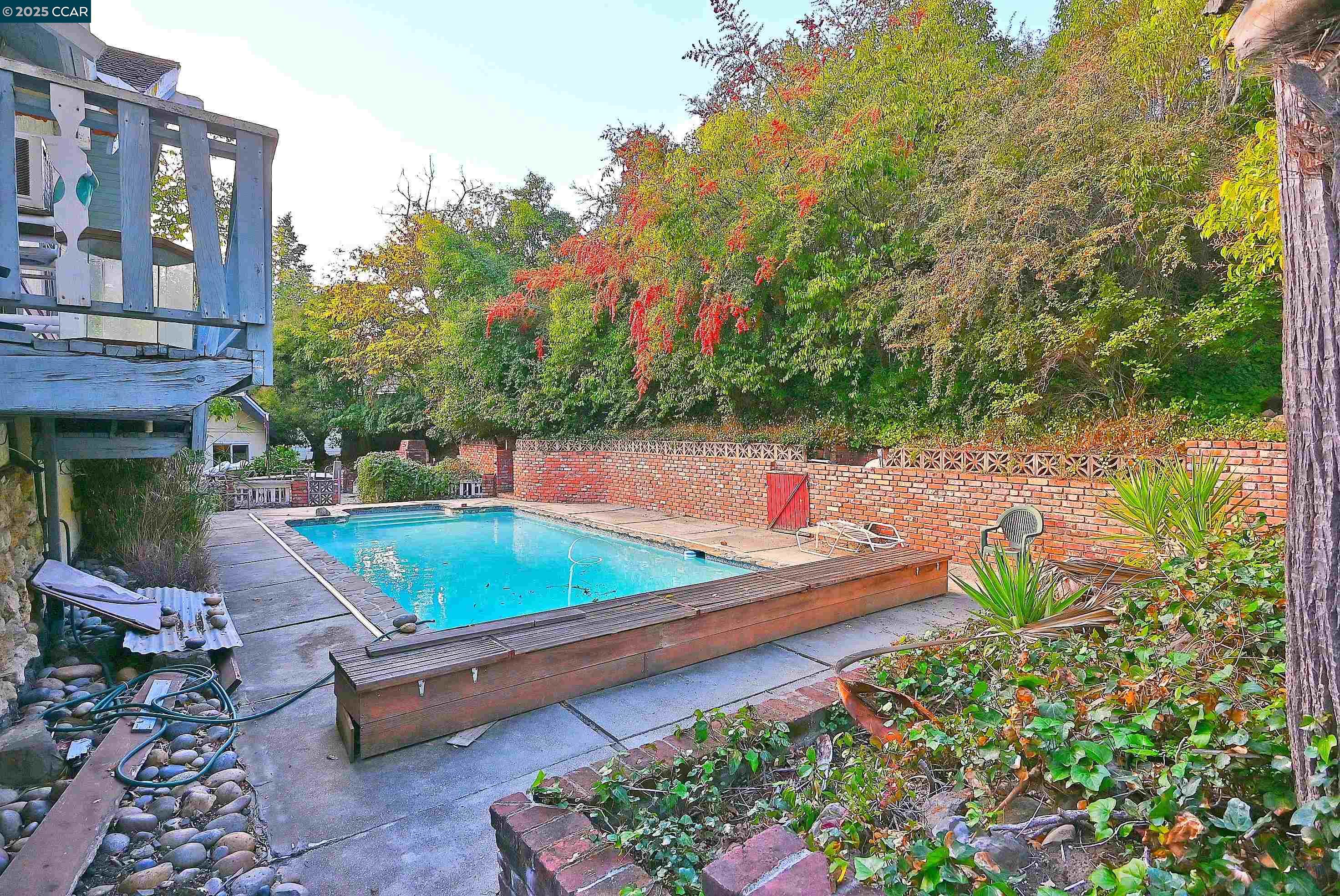 Detail Gallery Image 13 of 26 For 3160 Walnut Blvd, Walnut Creek,  CA 94597 - 3 Beds | 1 Baths