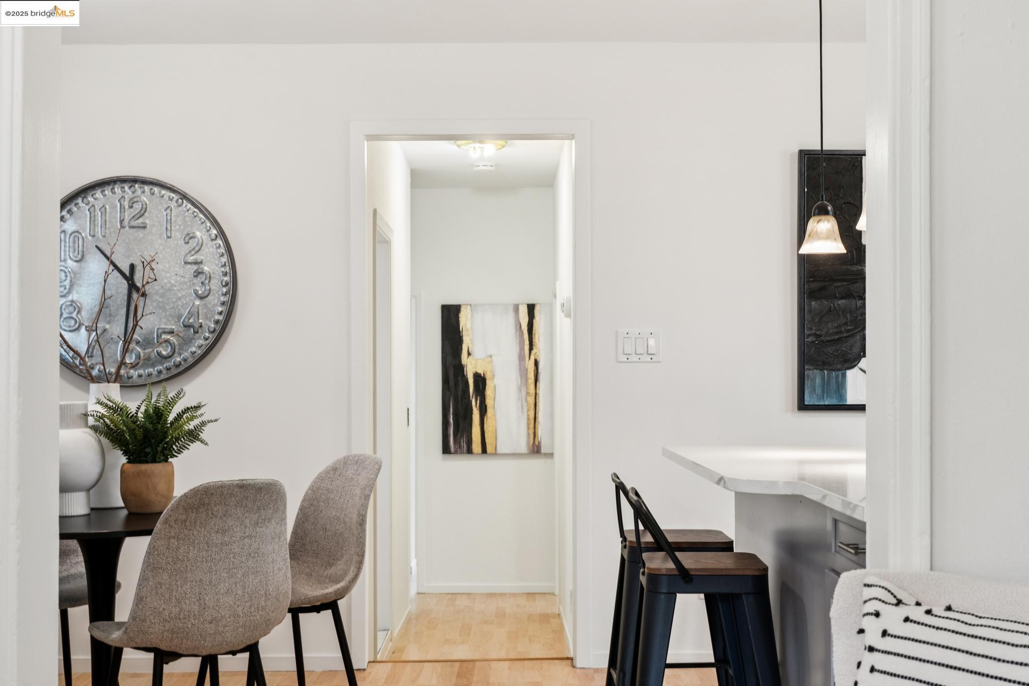 Detail Gallery Image 13 of 48 For 1420 E 33rd St, Oakland,  CA 94602 - 3 Beds | 1 Baths