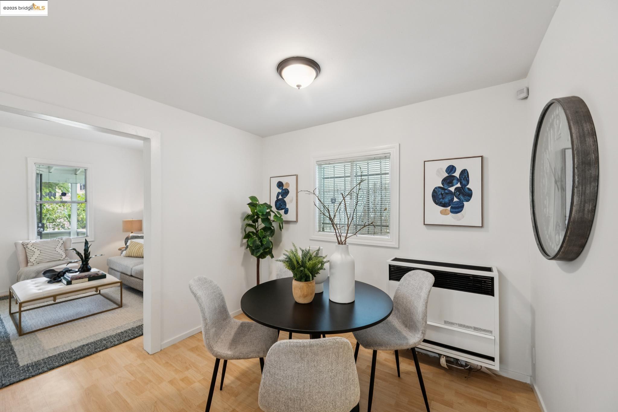 Detail Gallery Image 15 of 48 For 1420 E 33rd St, Oakland,  CA 94602 - 3 Beds | 1 Baths