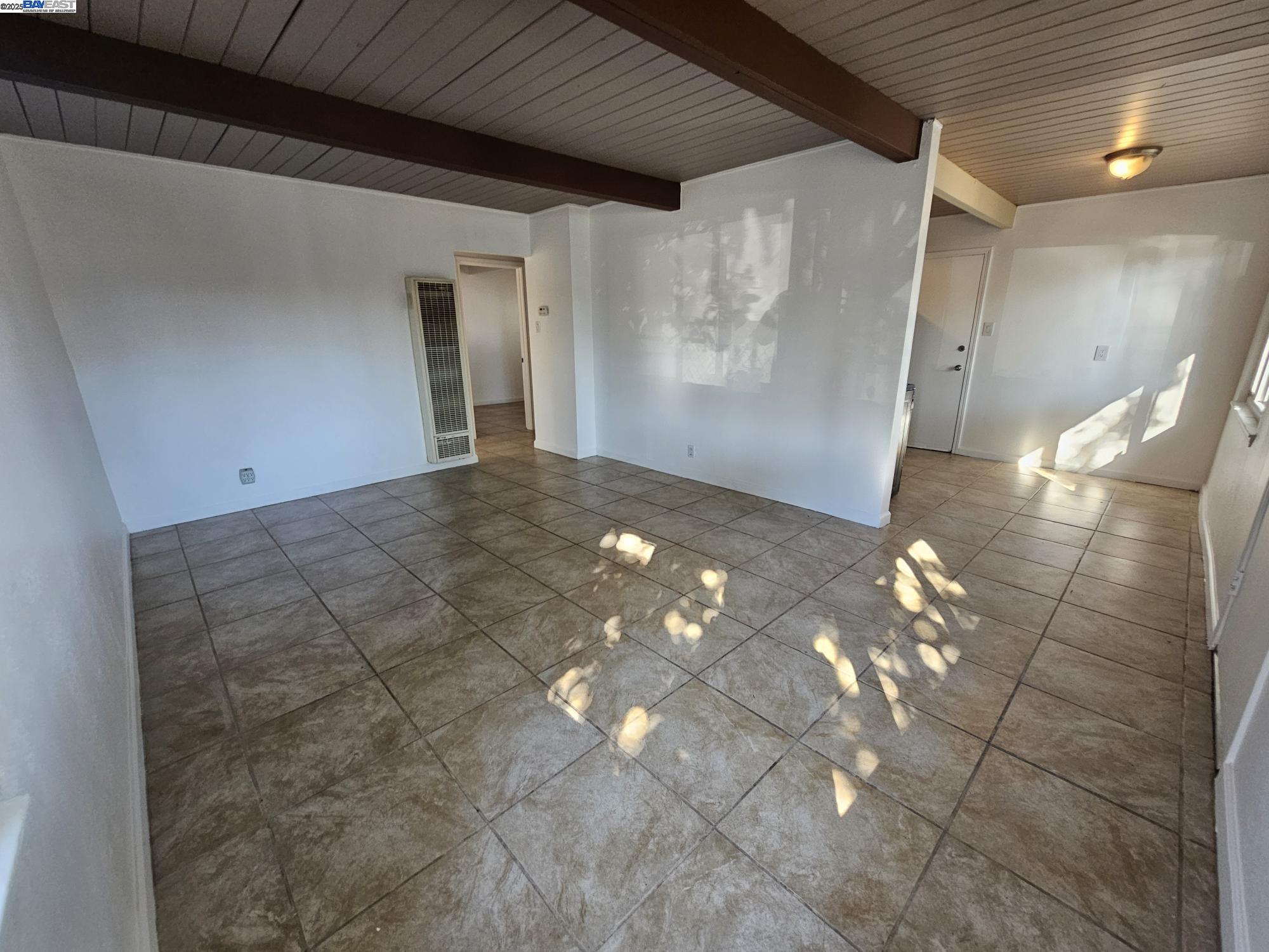 Detail Gallery Image 6 of 16 For 39 Harbor Dr, Bay Point,  CA 94565 - 2 Beds | 1 Baths