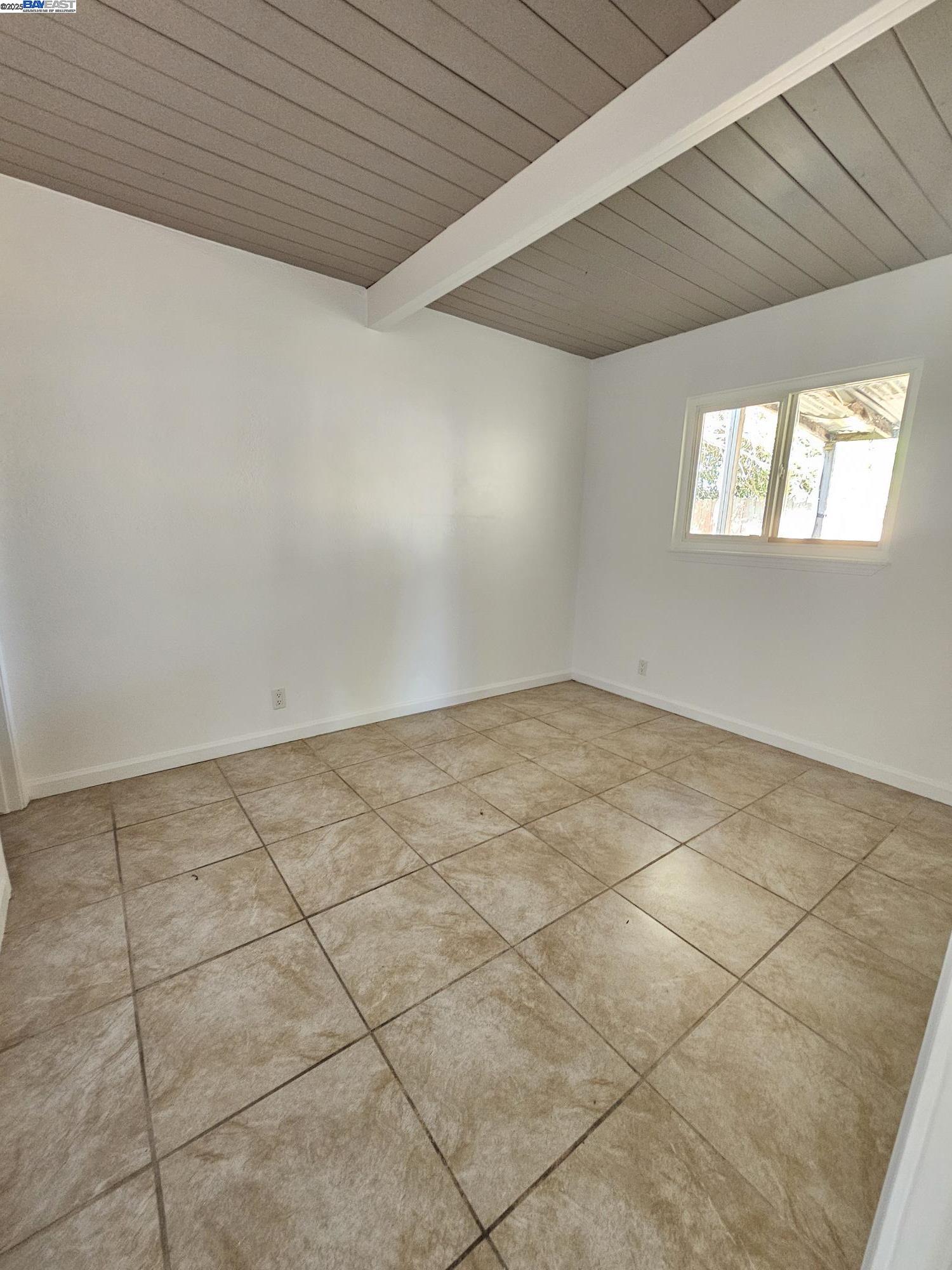 Detail Gallery Image 10 of 16 For 39 Harbor Dr, Bay Point,  CA 94565 - 2 Beds | 1 Baths