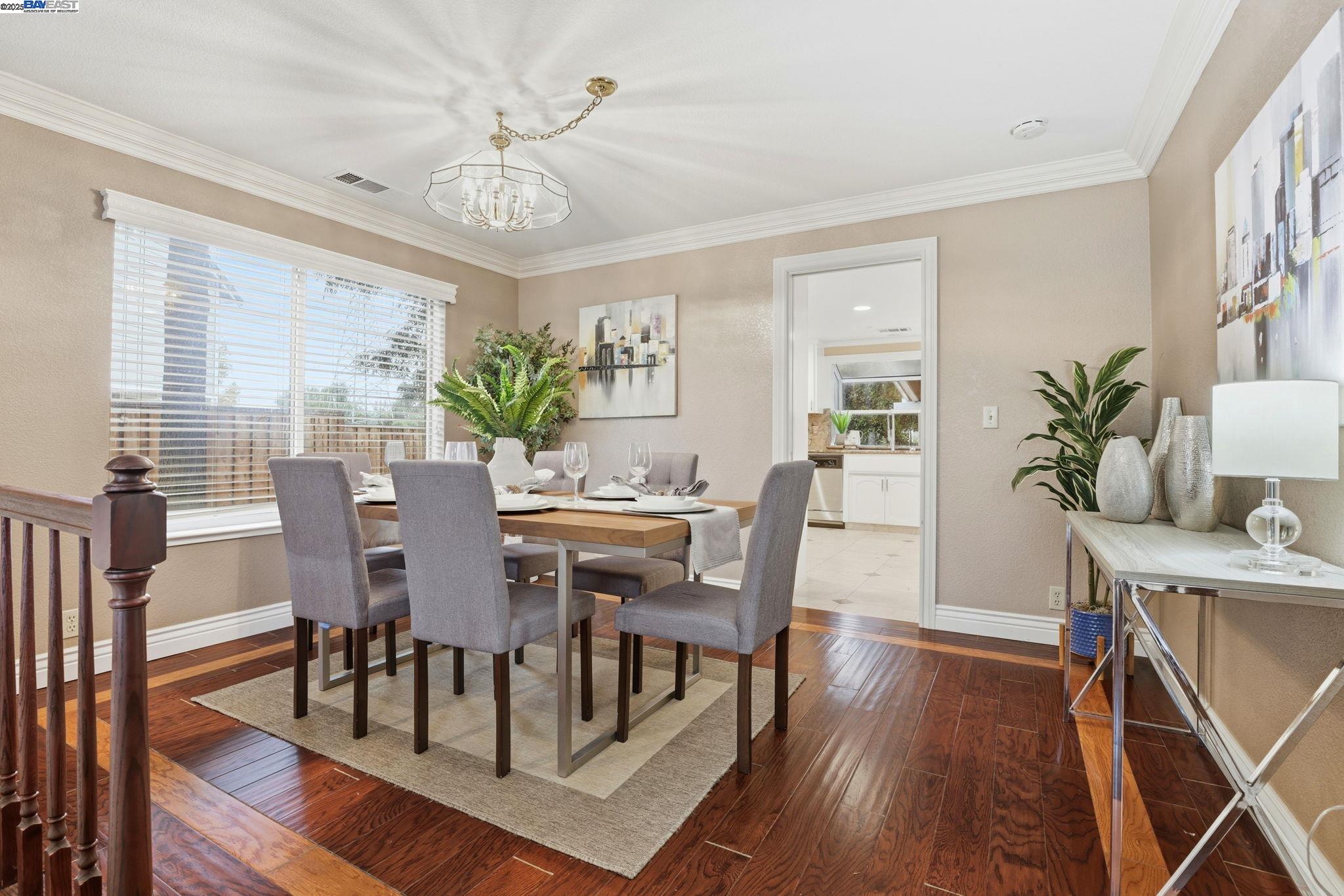 Detail Gallery Image 17 of 51 For 1414 Columbine Way, Livermore,  CA 94551 - 4 Beds | 2/1 Baths