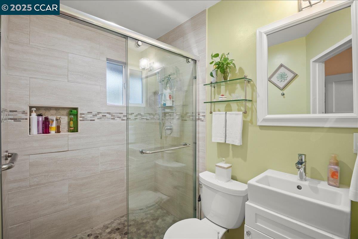 Detail Gallery Image 15 of 18 For 2996 Devon Way, San Pablo,  CA 94806 - 3 Beds | 1 Baths