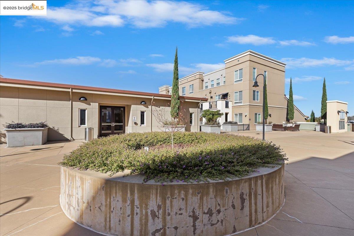 Detail Gallery Image 30 of 42 For 88 E 6th St #215,  Pittsburg,  CA 94565 - 1 Beds | 1/1 Baths