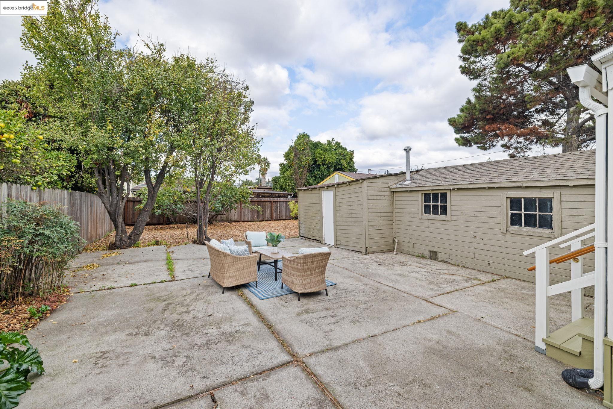 Detail Gallery Image 26 of 42 For 1565 Fir Ave, –,  CA 94578 - 2 Beds | 1 Baths