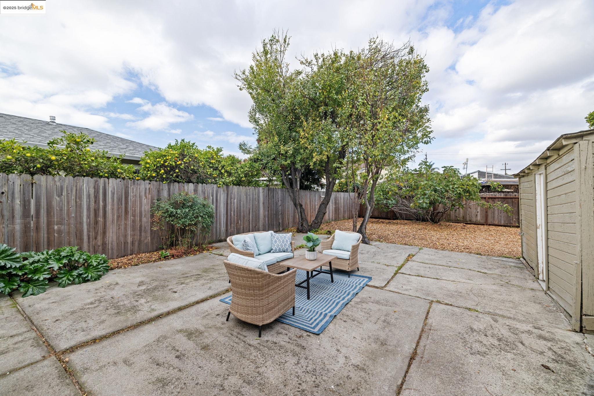 Detail Gallery Image 29 of 42 For 1565 Fir Ave, –,  CA 94578 - 2 Beds | 1 Baths