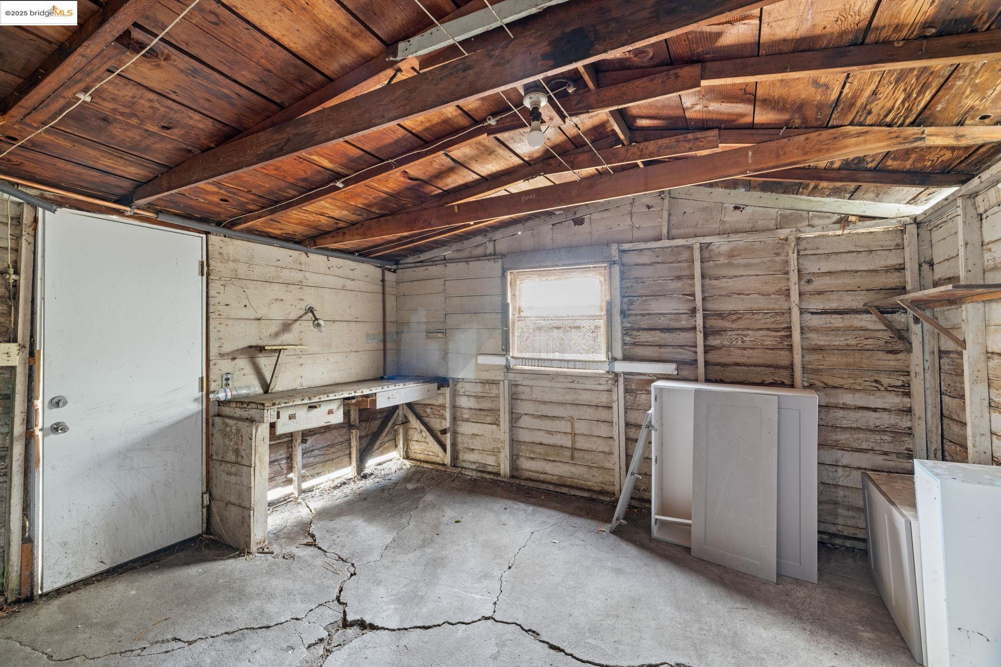 Detail Gallery Image 36 of 42 For 1565 Fir Ave, –,  CA 94578 - 2 Beds | 1 Baths