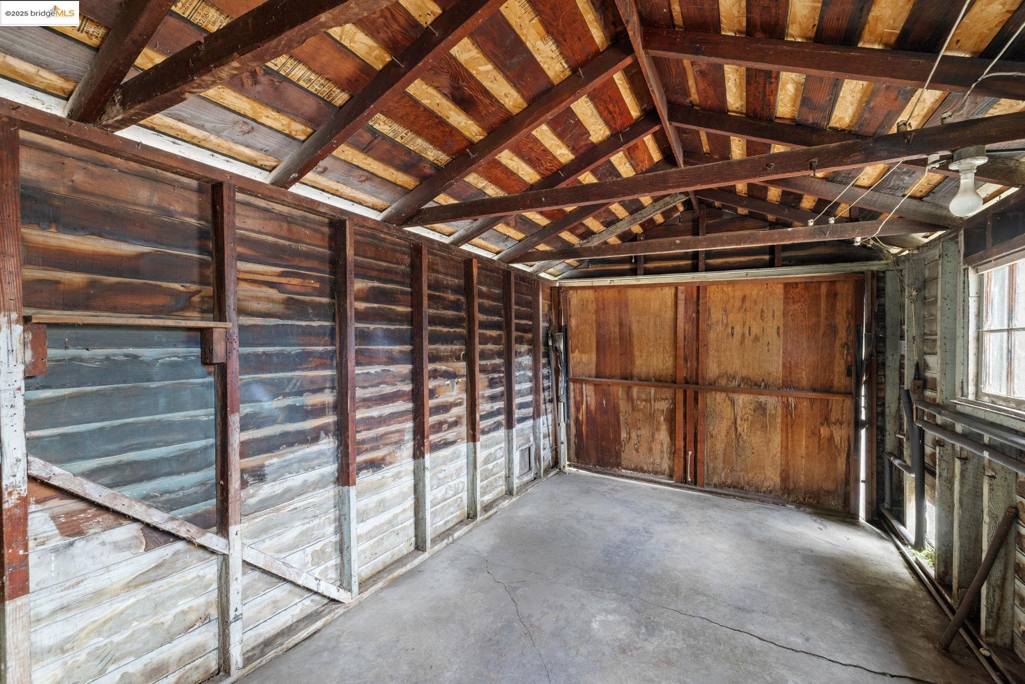 Detail Gallery Image 37 of 42 For 1565 Fir Ave, –,  CA 94578 - 2 Beds | 1 Baths