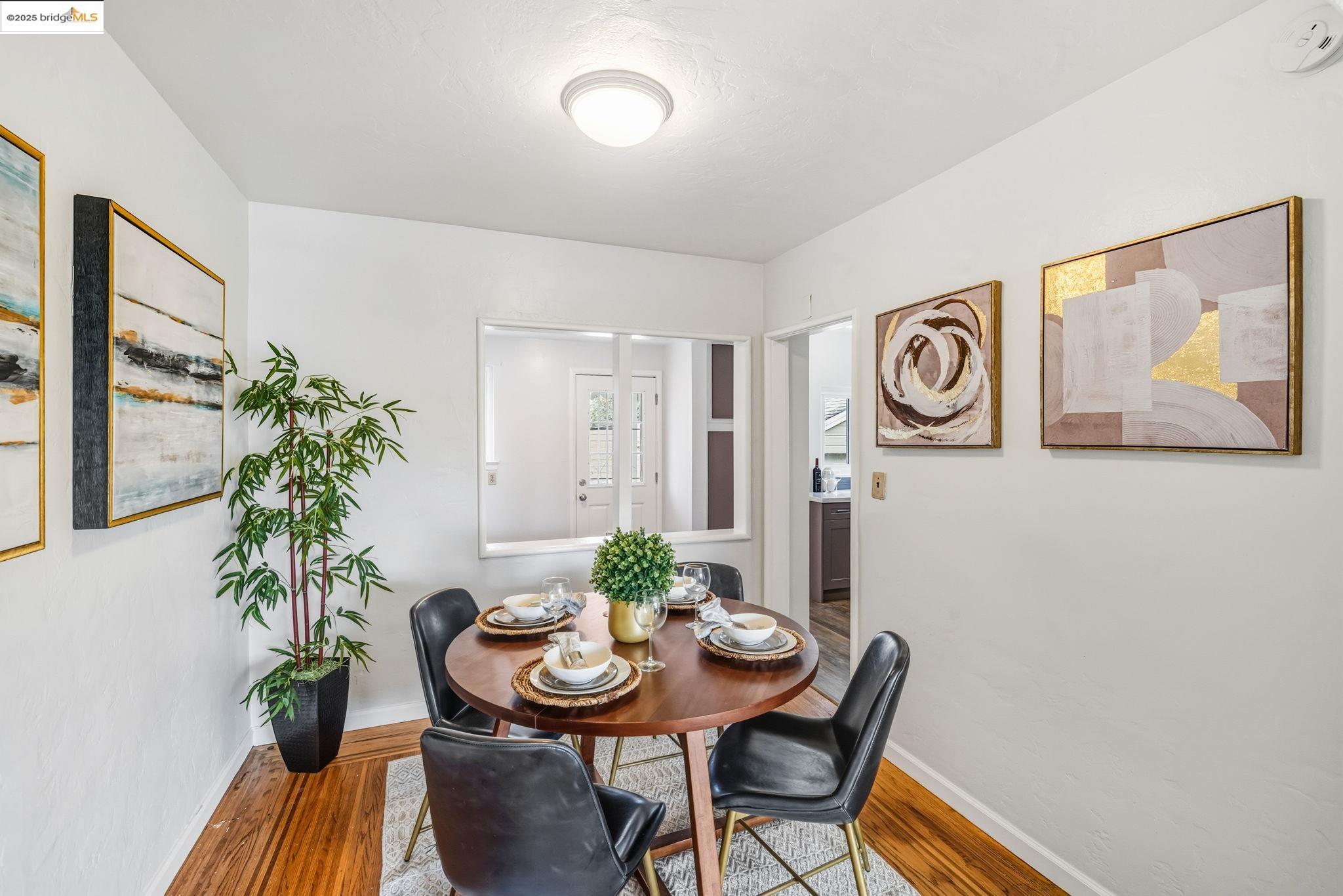 Detail Gallery Image 10 of 42 For 1565 Fir Ave, –,  CA 94578 - 2 Beds | 1 Baths