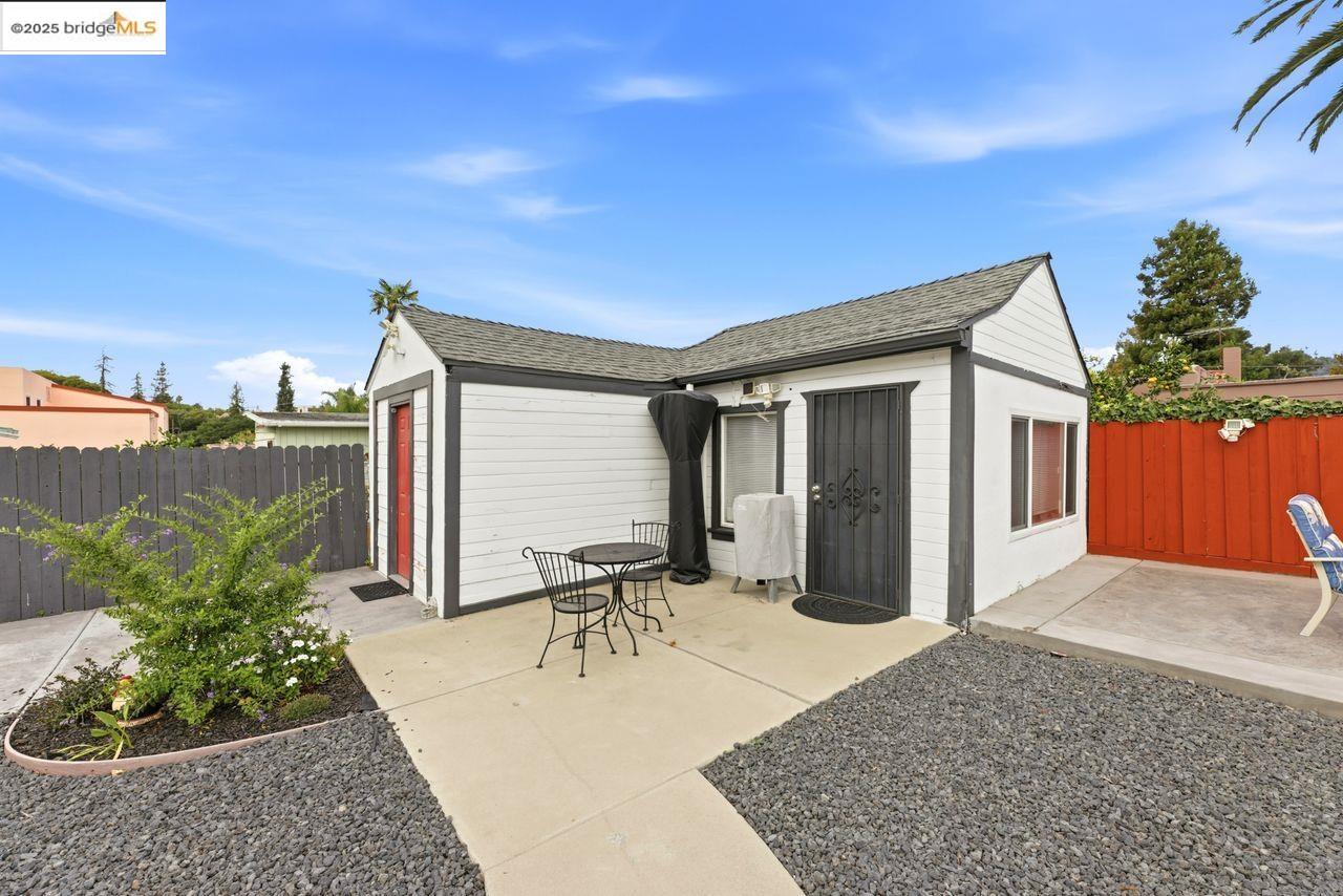 Detail Gallery Image 40 of 43 For 5230 Hillen Dr, Oakland,  CA 94619 - 4 Beds | 1 Baths