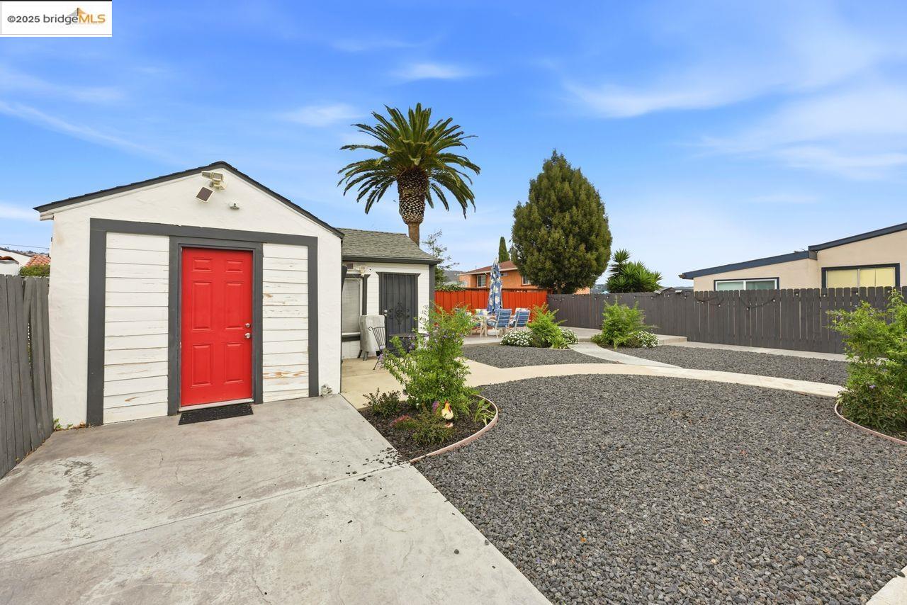 Detail Gallery Image 41 of 43 For 5230 Hillen Dr, Oakland,  CA 94619 - 4 Beds | 1 Baths