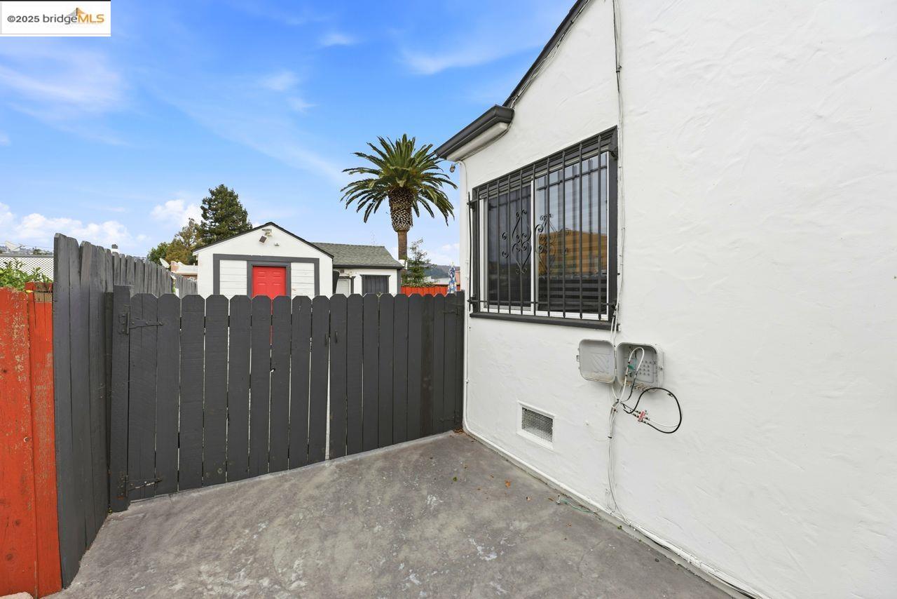 Detail Gallery Image 42 of 43 For 5230 Hillen Dr, Oakland,  CA 94619 - 4 Beds | 1 Baths