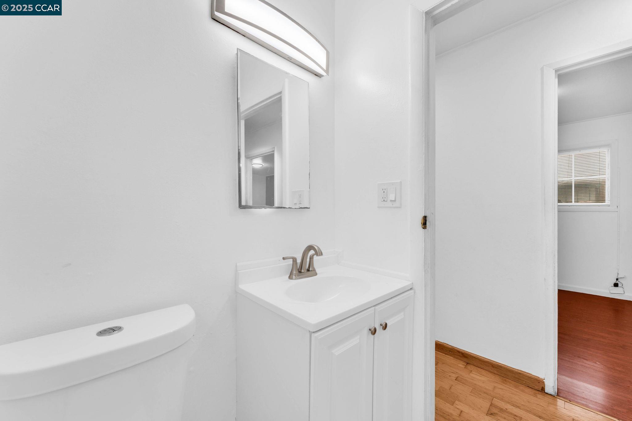 Detail Gallery Image 17 of 30 For 436 Marina Way S, Richmond,  CA 94804 - 3 Beds | 1/1 Baths