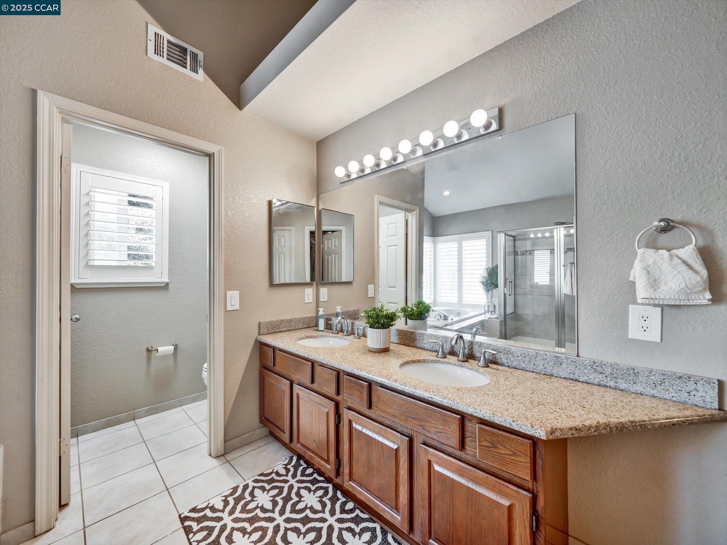 Detail Gallery Image 32 of 51 For 913 Cedar Brook Ln, Vacaville,  CA 95687 - 4 Beds | 2/1 Baths