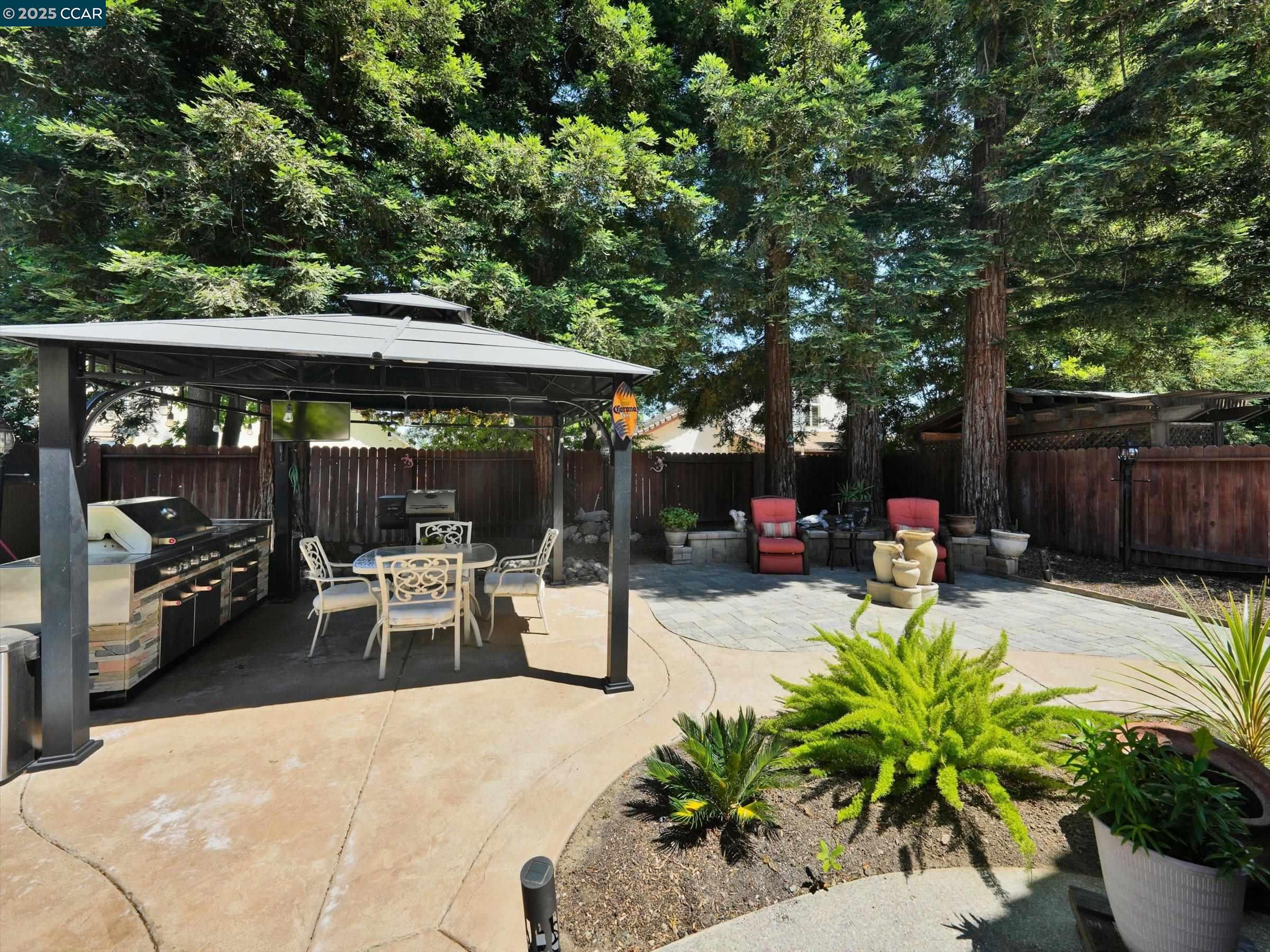 Detail Gallery Image 35 of 51 For 913 Cedar Brook Ln, Vacaville,  CA 95687 - 4 Beds | 2/1 Baths