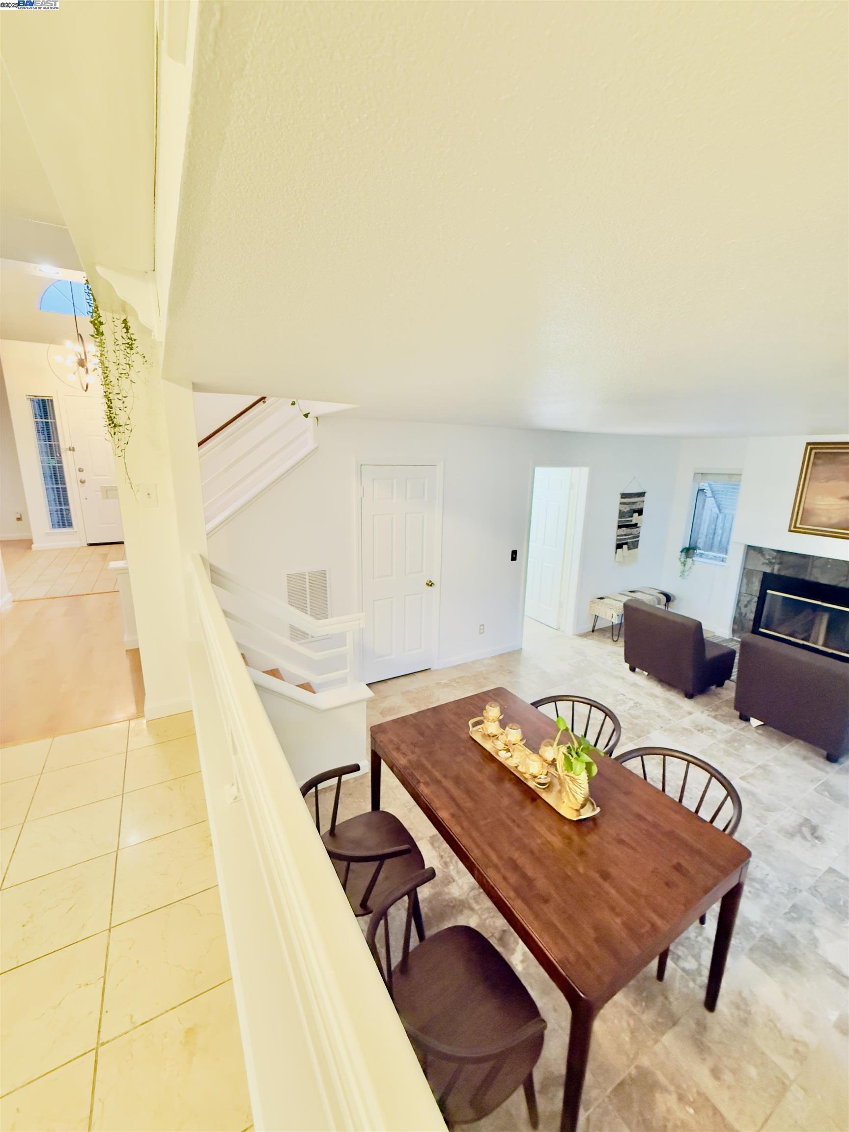 Detail Gallery Image 11 of 35 For 512 Bantry Rd, Pinole,  CA 94564-2683 - 3 Beds | 2/1 Baths