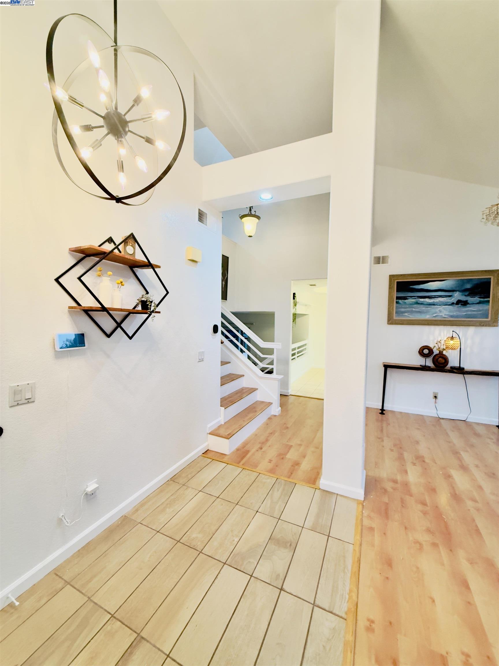 Detail Gallery Image 5 of 35 For 512 Bantry Rd, Pinole,  CA 94564-2683 - 3 Beds | 2/1 Baths