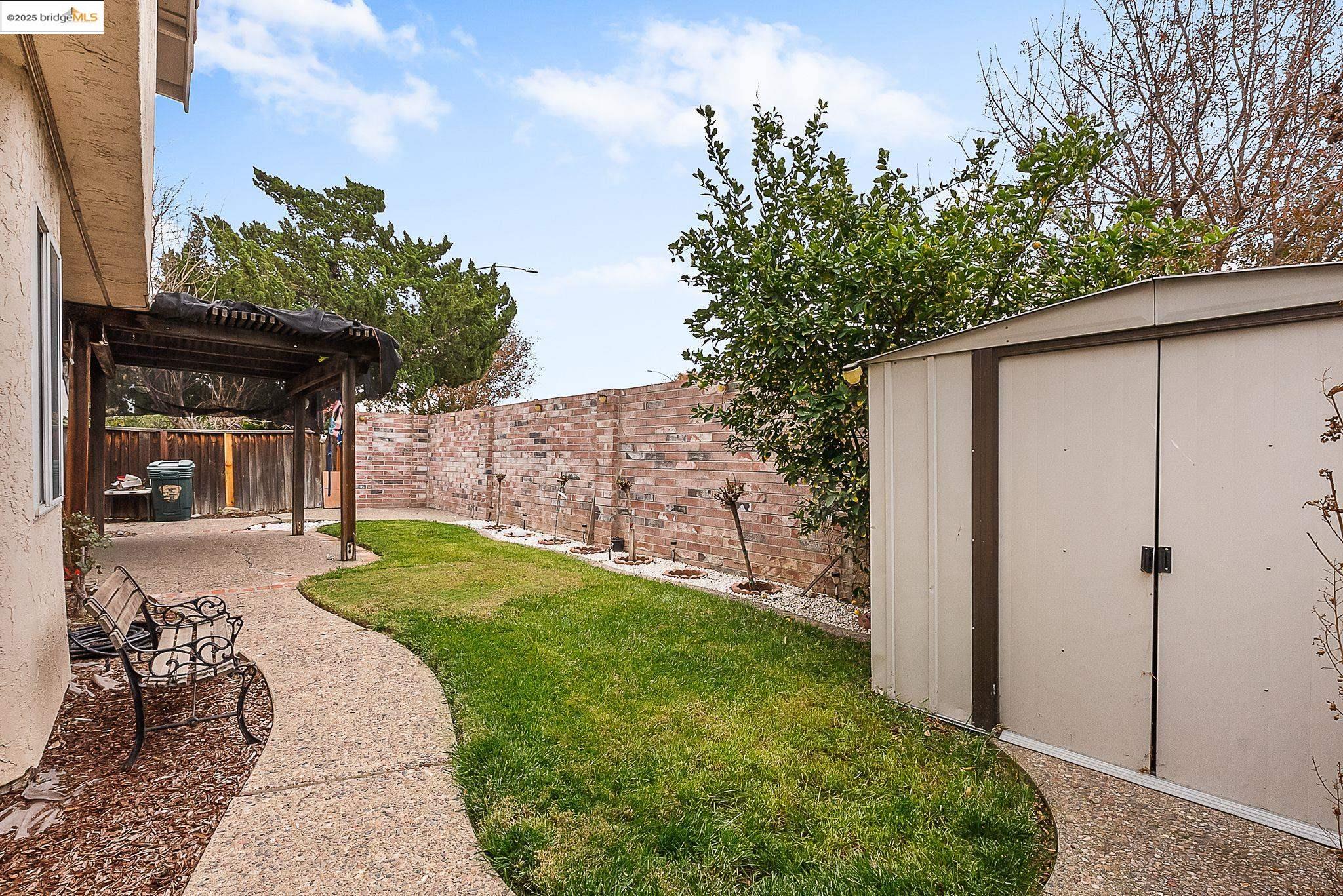 Detail Gallery Image 25 of 32 For 1974 Paradise Valley Ct, Tracy,  CA 95376 - 3 Beds | 2/1 Baths