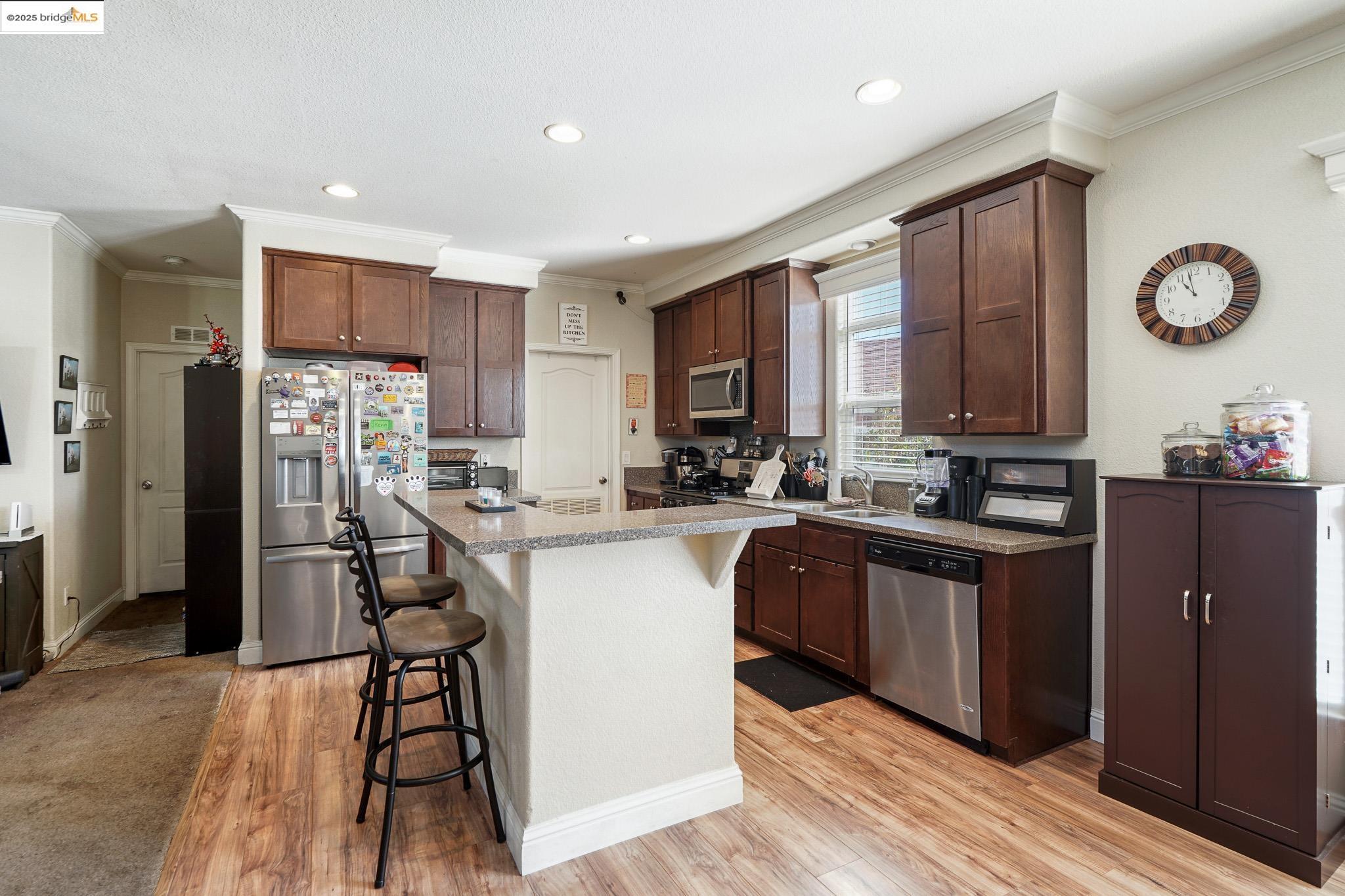 Detail Gallery Image 12 of 39 For 79 Delta Grn, Fremont,  CA 94538 - 4 Beds | 2 Baths