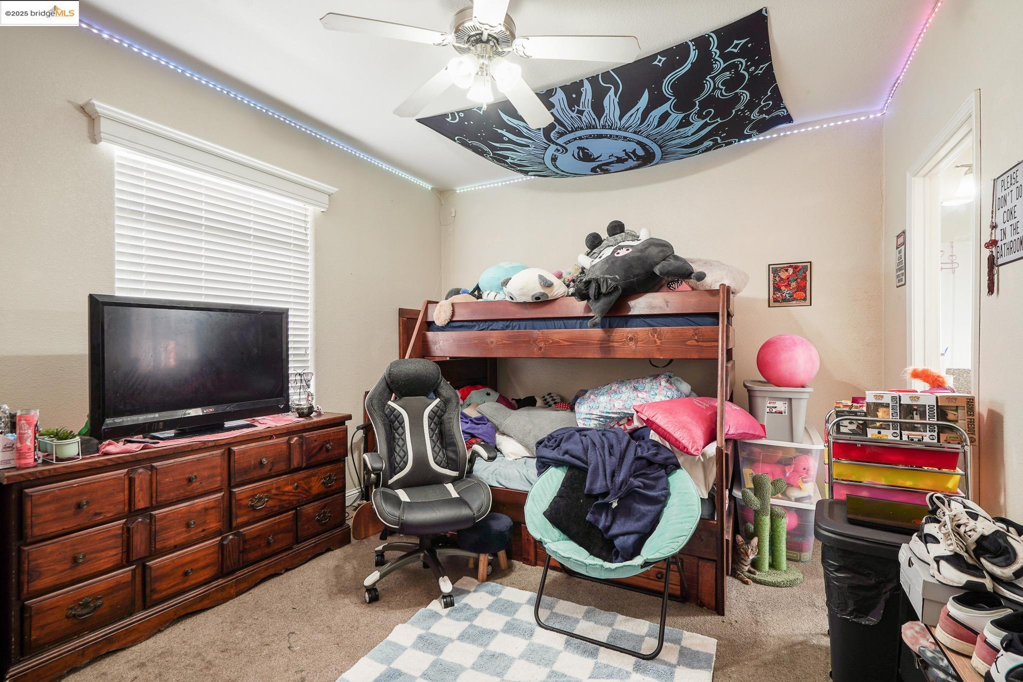 Detail Gallery Image 14 of 39 For 79 Delta Grn, Fremont,  CA 94538 - 4 Beds | 2 Baths