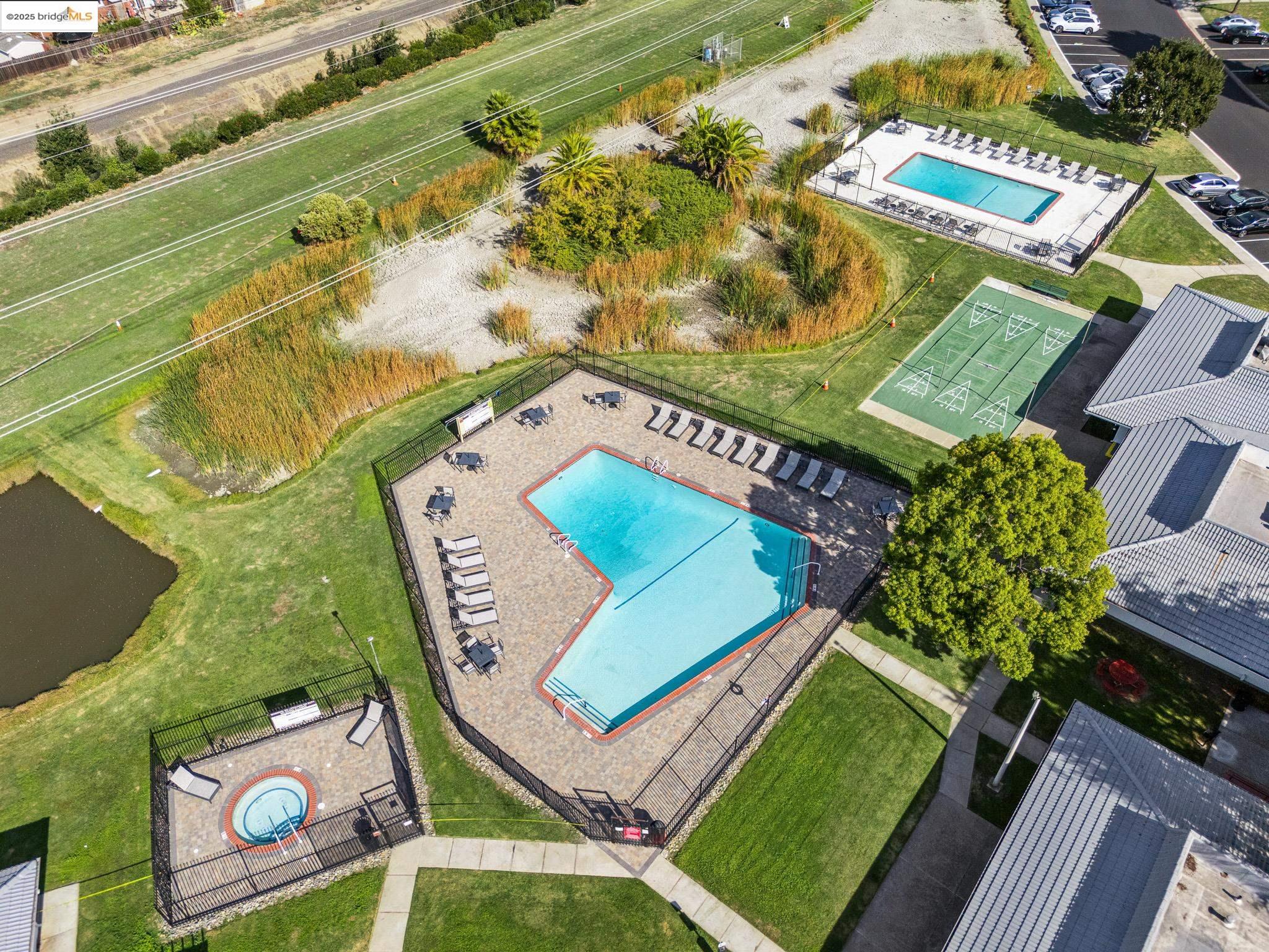 Detail Gallery Image 32 of 39 For 79 Delta Grn, Fremont,  CA 94538 - 4 Beds | 2 Baths