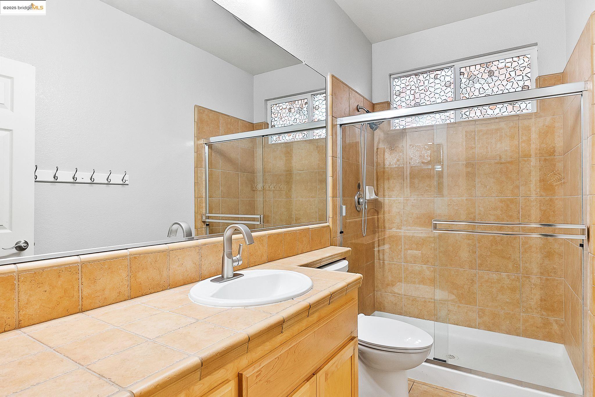 Detail Gallery Image 23 of 60 For 6851 New Melones Cir, Discovery Bay,  CA 94505 - 5 Beds | 4 Baths