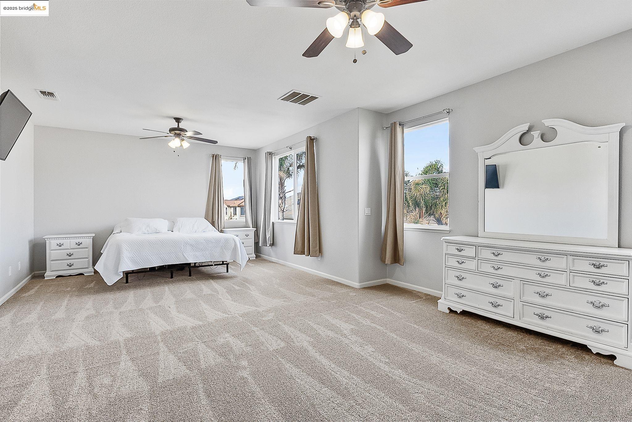 Detail Gallery Image 29 of 60 For 6851 New Melones Cir, Discovery Bay,  CA 94505 - 5 Beds | 4 Baths