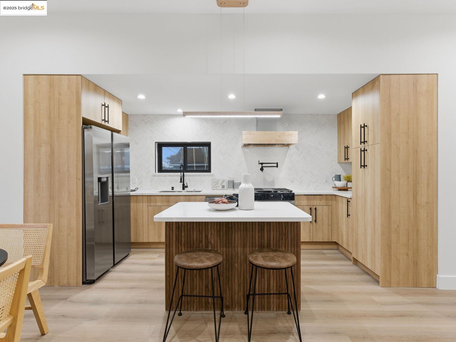 Detail Gallery Image 22 of 60 For 3274 Encinal Ave, Alameda,  CA 94501 - 3 Beds | 2 Baths