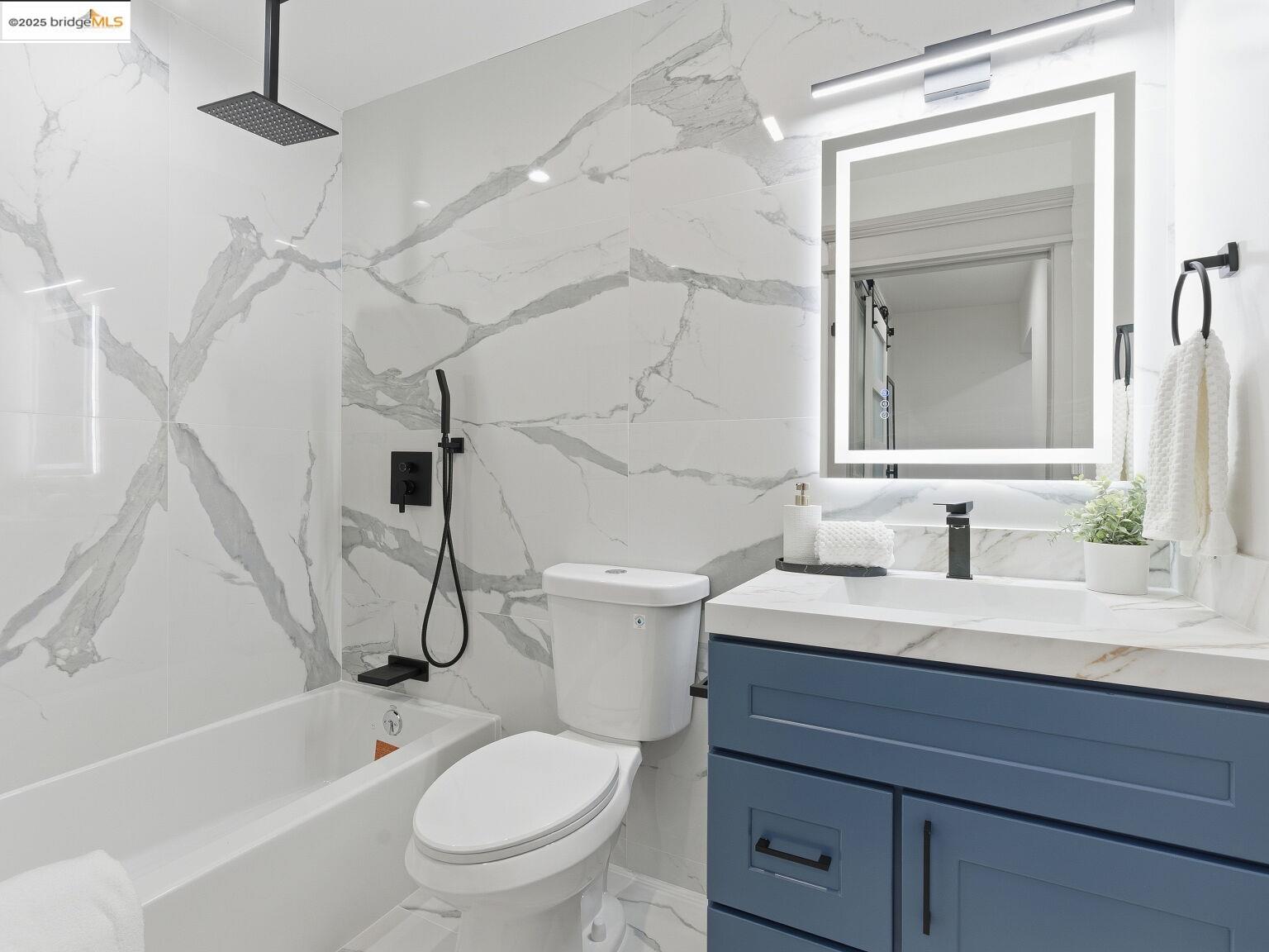 Detail Gallery Image 33 of 60 For 3274 Encinal Ave, Alameda,  CA 94501 - 3 Beds | 2 Baths