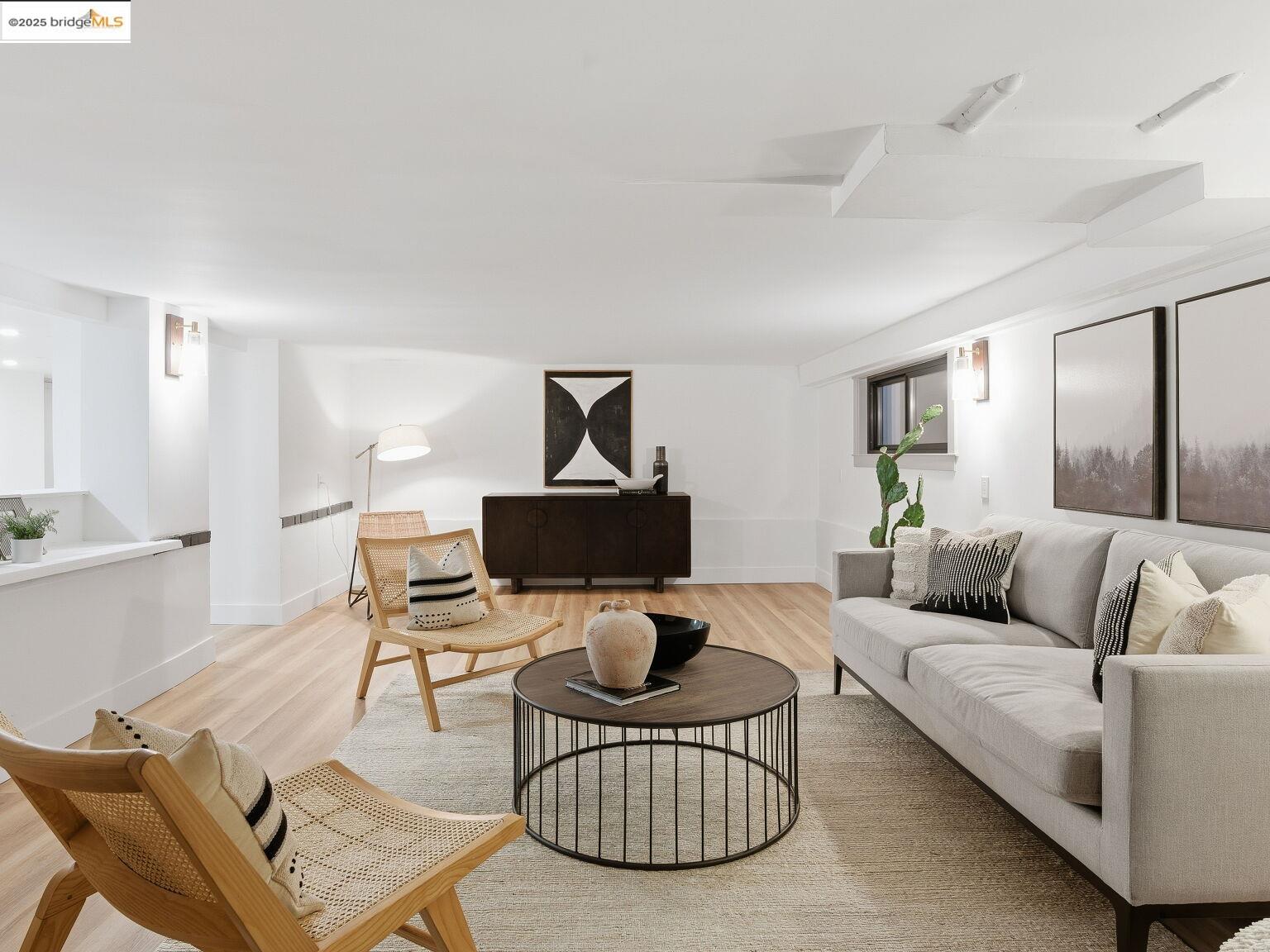 Detail Gallery Image 36 of 60 For 3274 Encinal Ave, Alameda,  CA 94501 - 3 Beds | 2 Baths