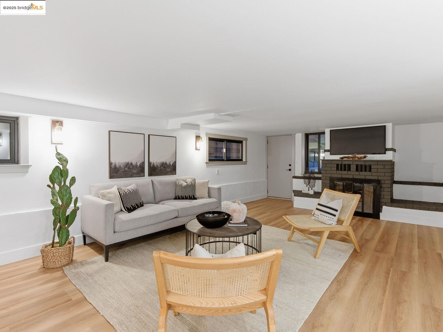 Detail Gallery Image 37 of 60 For 3274 Encinal Ave, Alameda,  CA 94501 - 3 Beds | 2 Baths