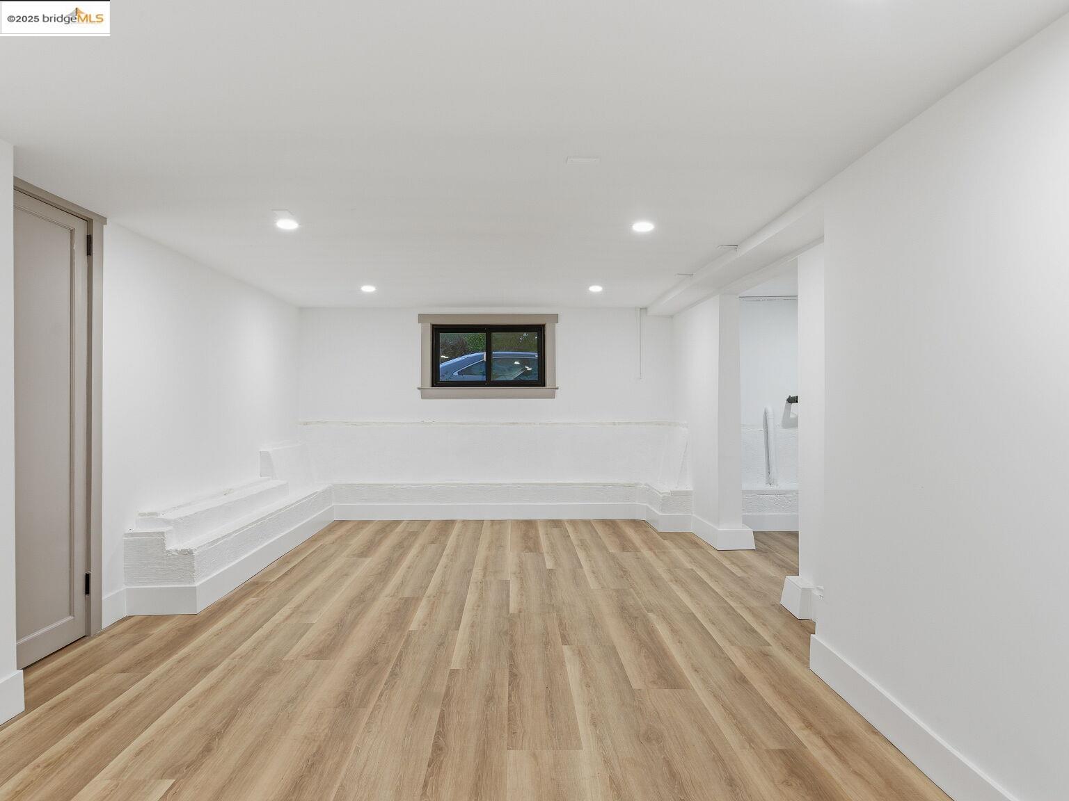 Detail Gallery Image 40 of 60 For 3274 Encinal Ave, Alameda,  CA 94501 - 3 Beds | 2 Baths