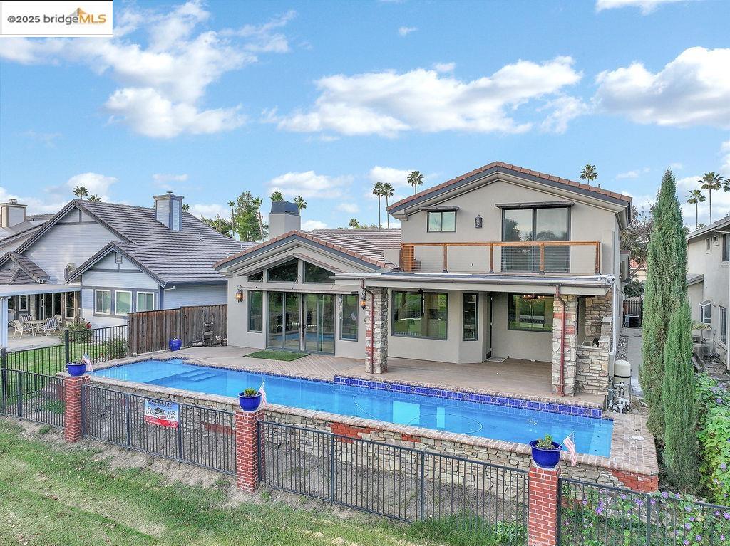 Detail Gallery Image 38 of 43 For 5580 Edgeview Dr, Discovery Bay,  CA 94505 - 4 Beds | 2/1 Baths